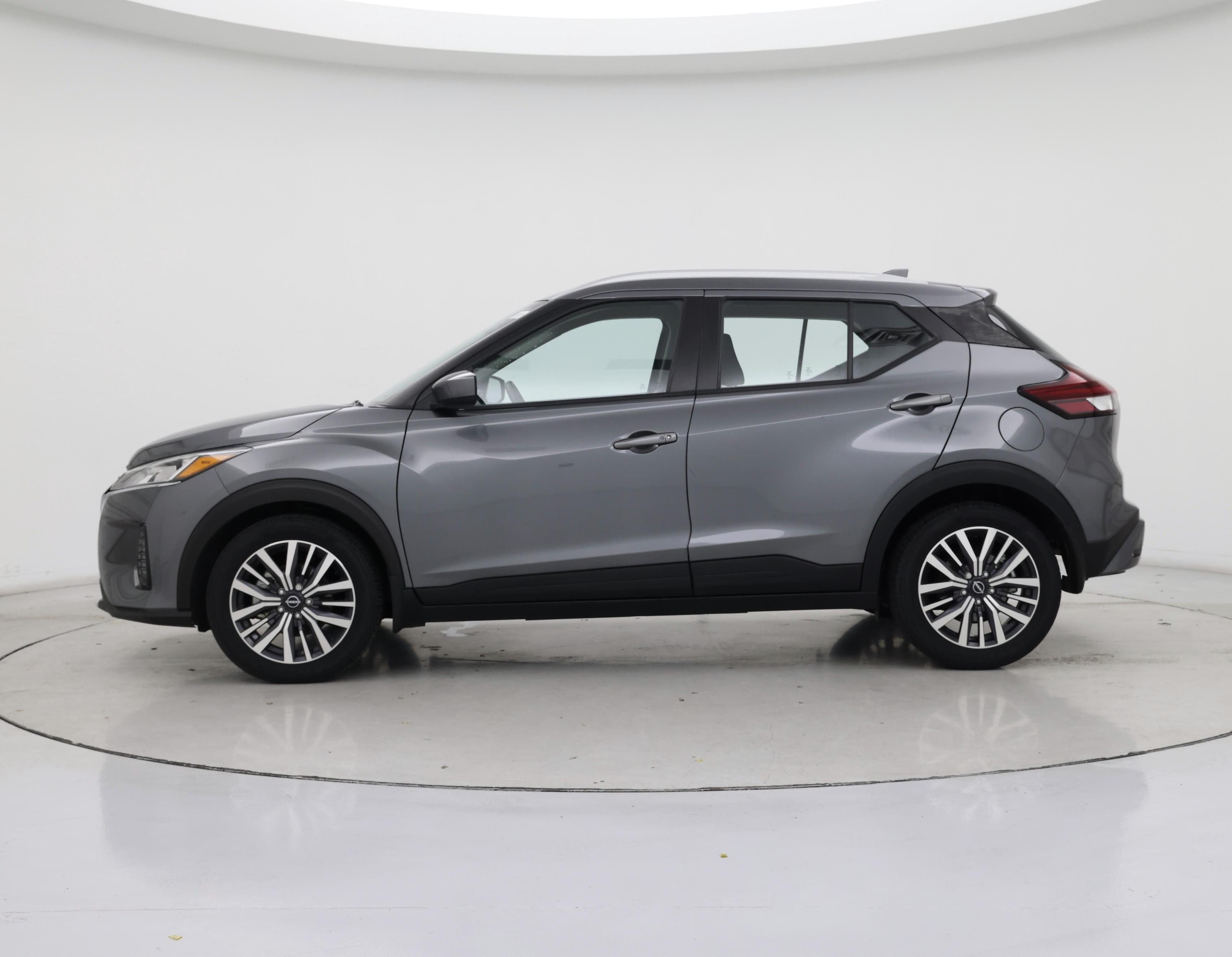 Thumbnail: 2022 Nissan Kicks - 3