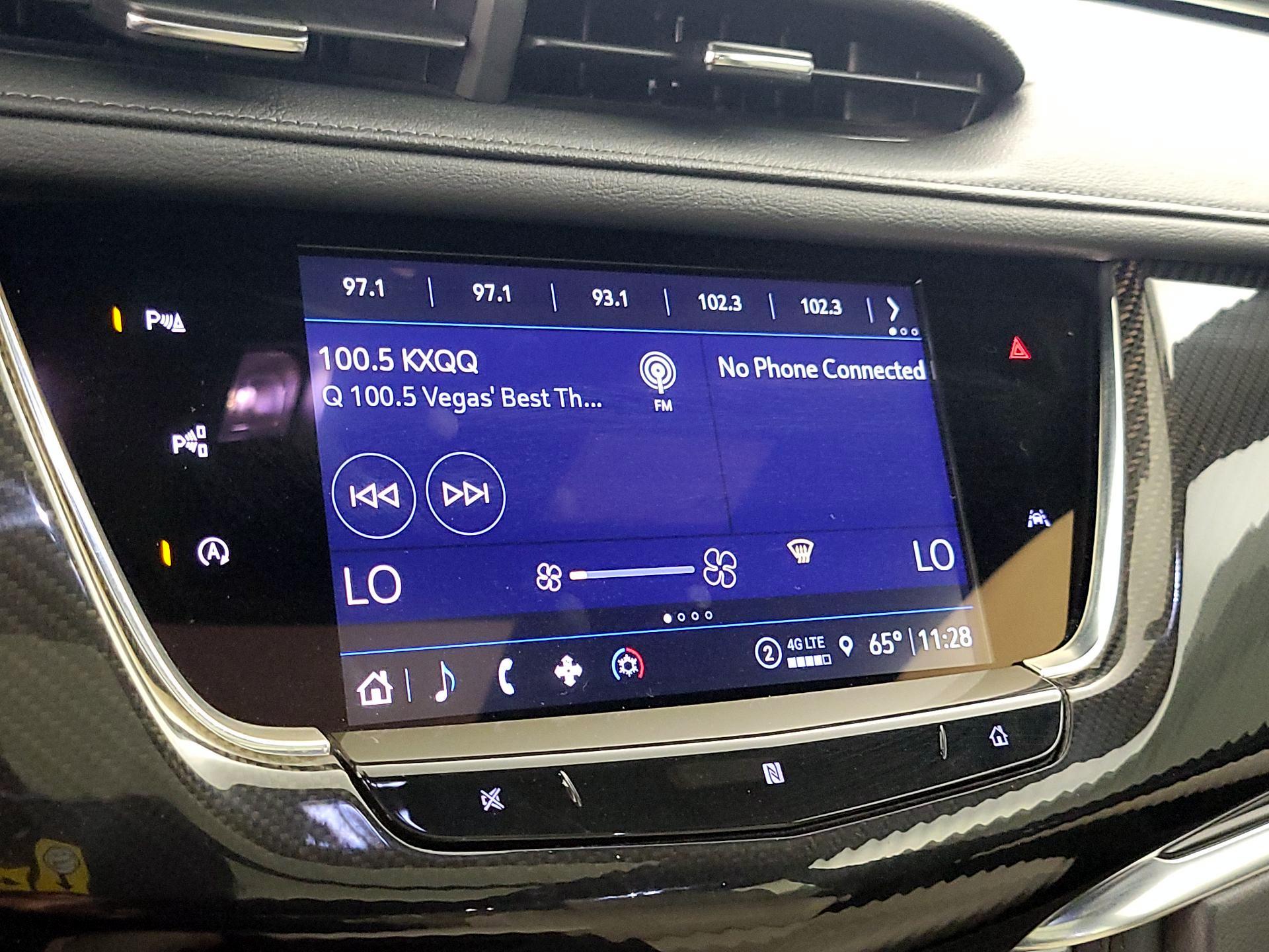 Thumbnail: 2021 Cadillac XT6 - 15