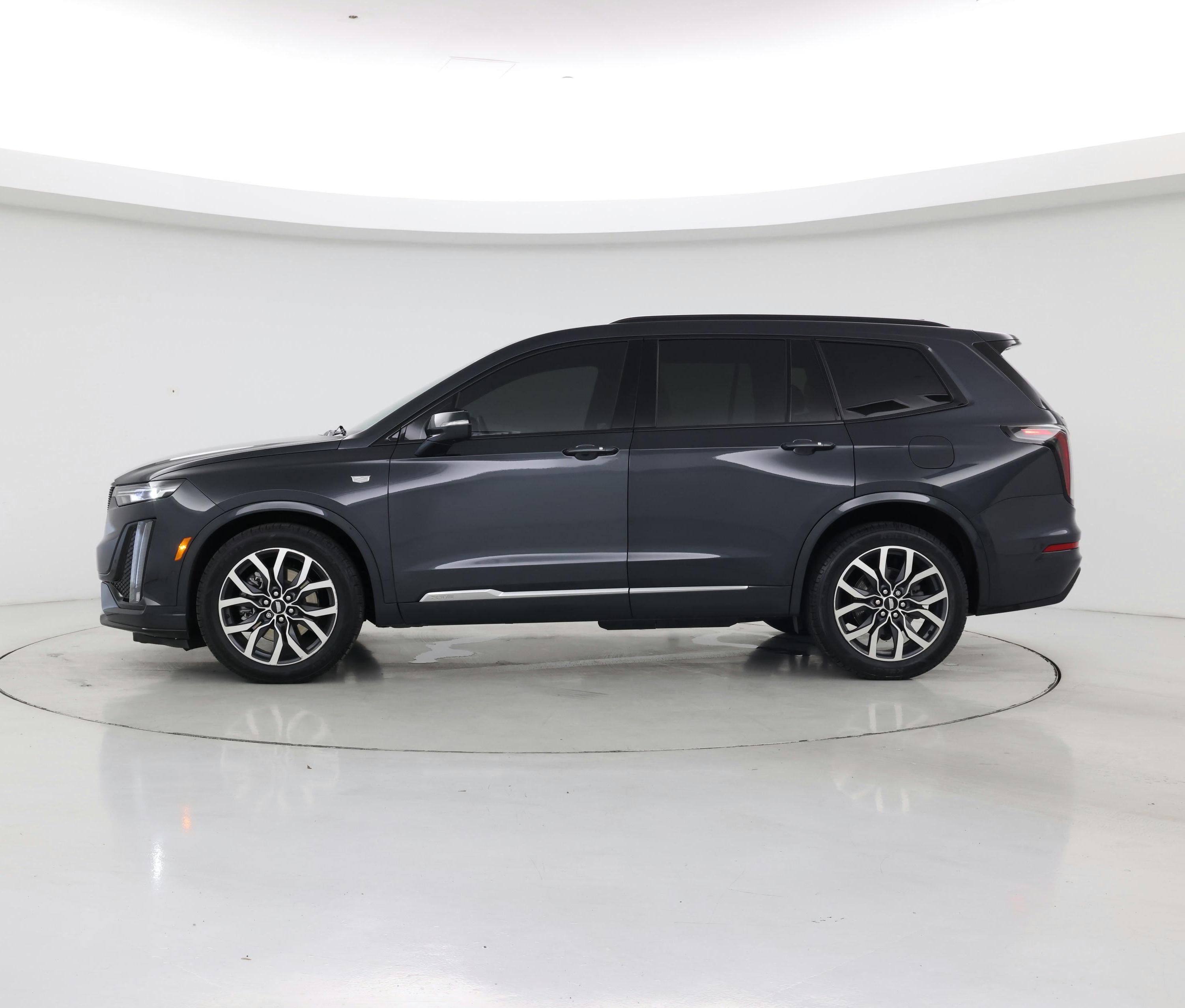 Thumbnail: 2021 Cadillac XT6 - 3