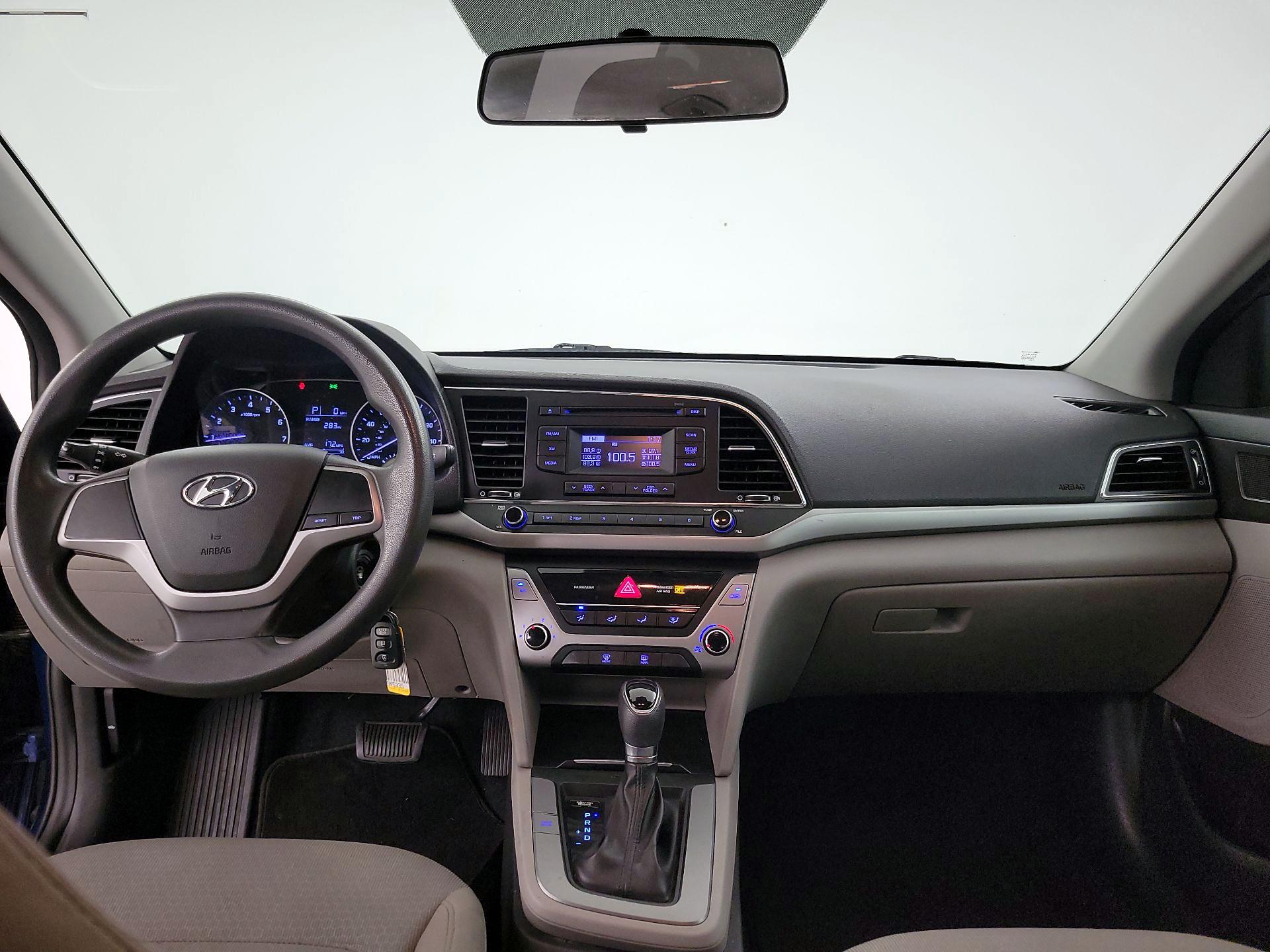 Thumbnail: 2017 Hyundai Elantra - 9