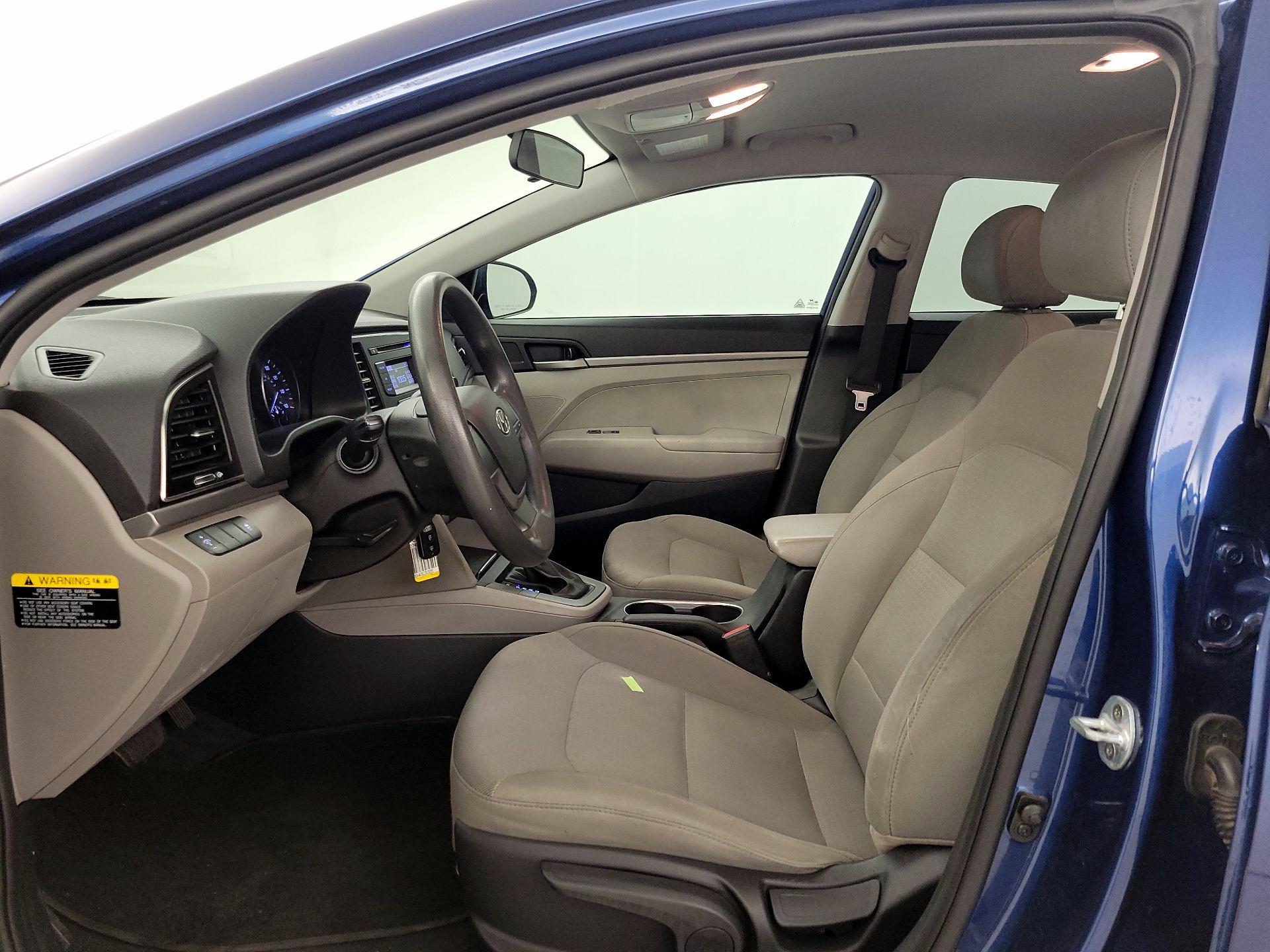 Thumbnail: 2017 Hyundai Elantra - 11