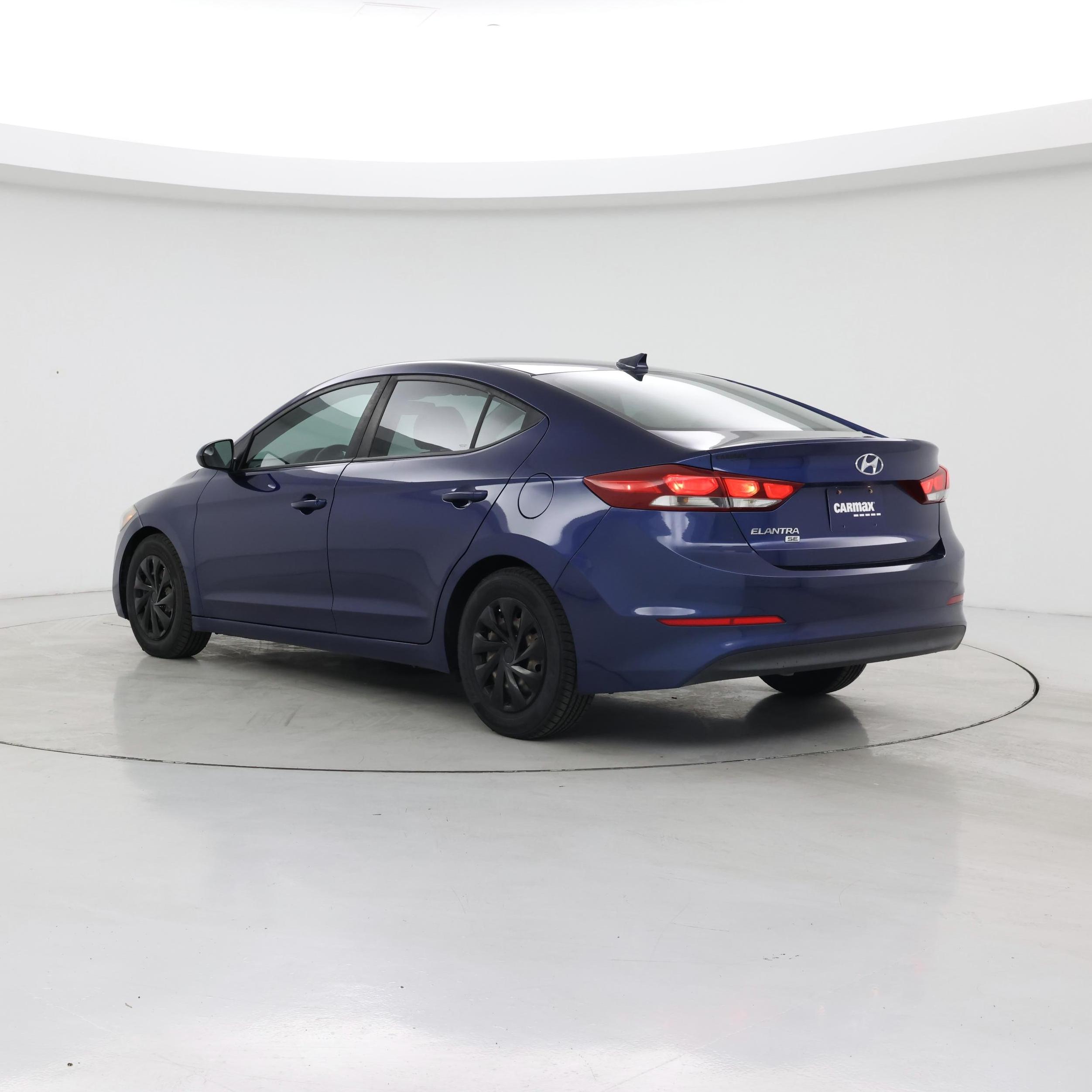 Thumbnail: 2017 Hyundai Elantra - 2