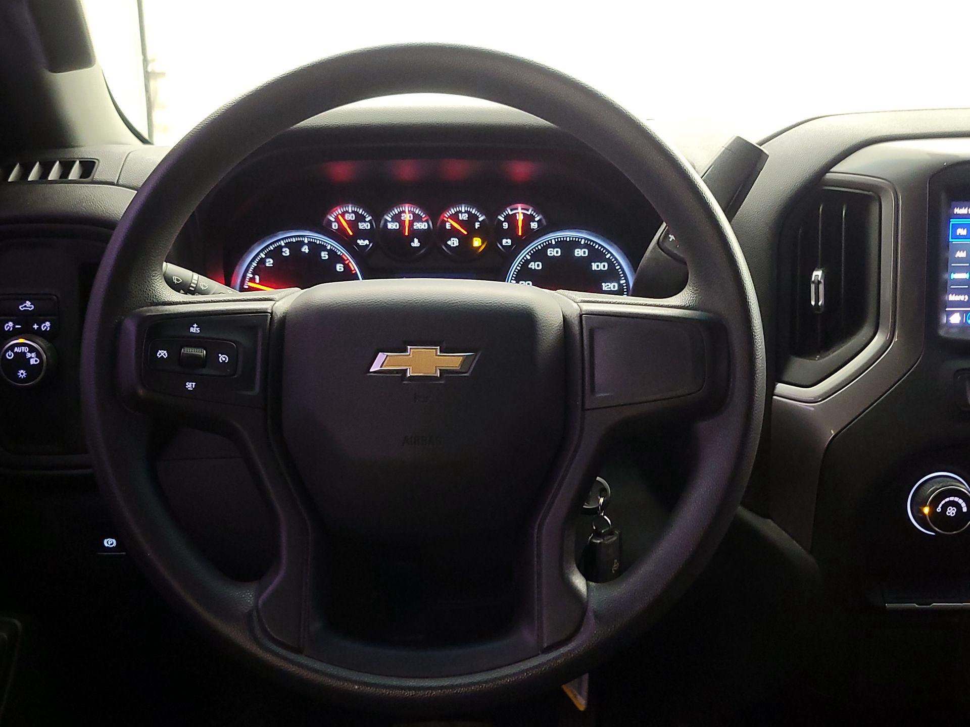 Thumbnail: 2021 Chevrolet Silverado 1500 - 10