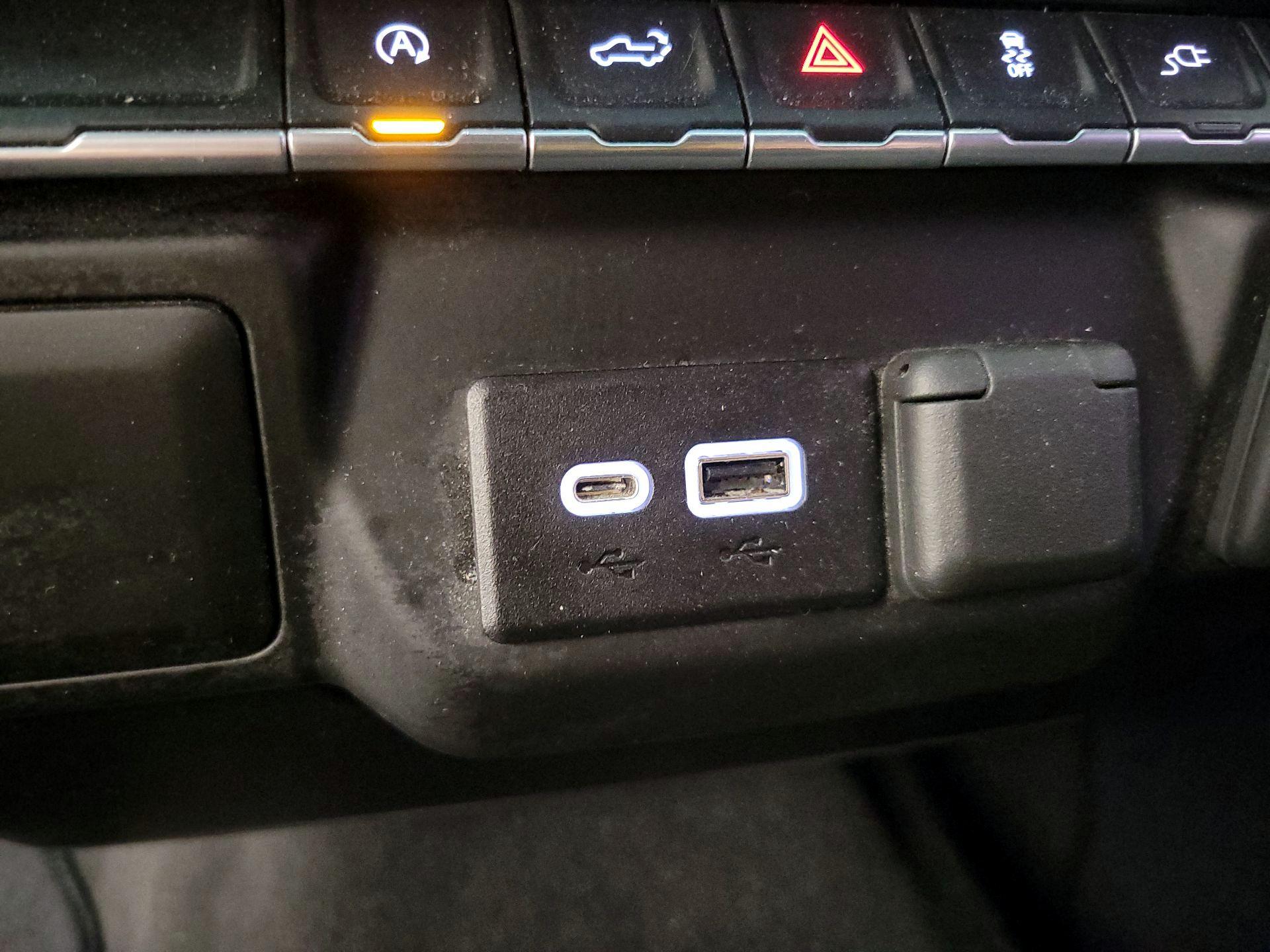 Thumbnail: 2021 Chevrolet Silverado 1500 - 18