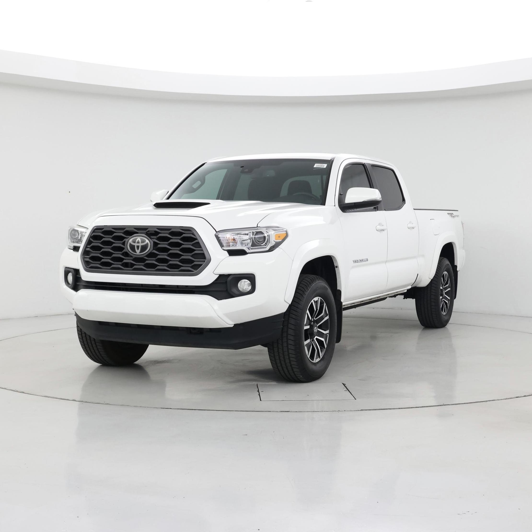 Thumbnail: 2020 Toyota Tacoma - 4