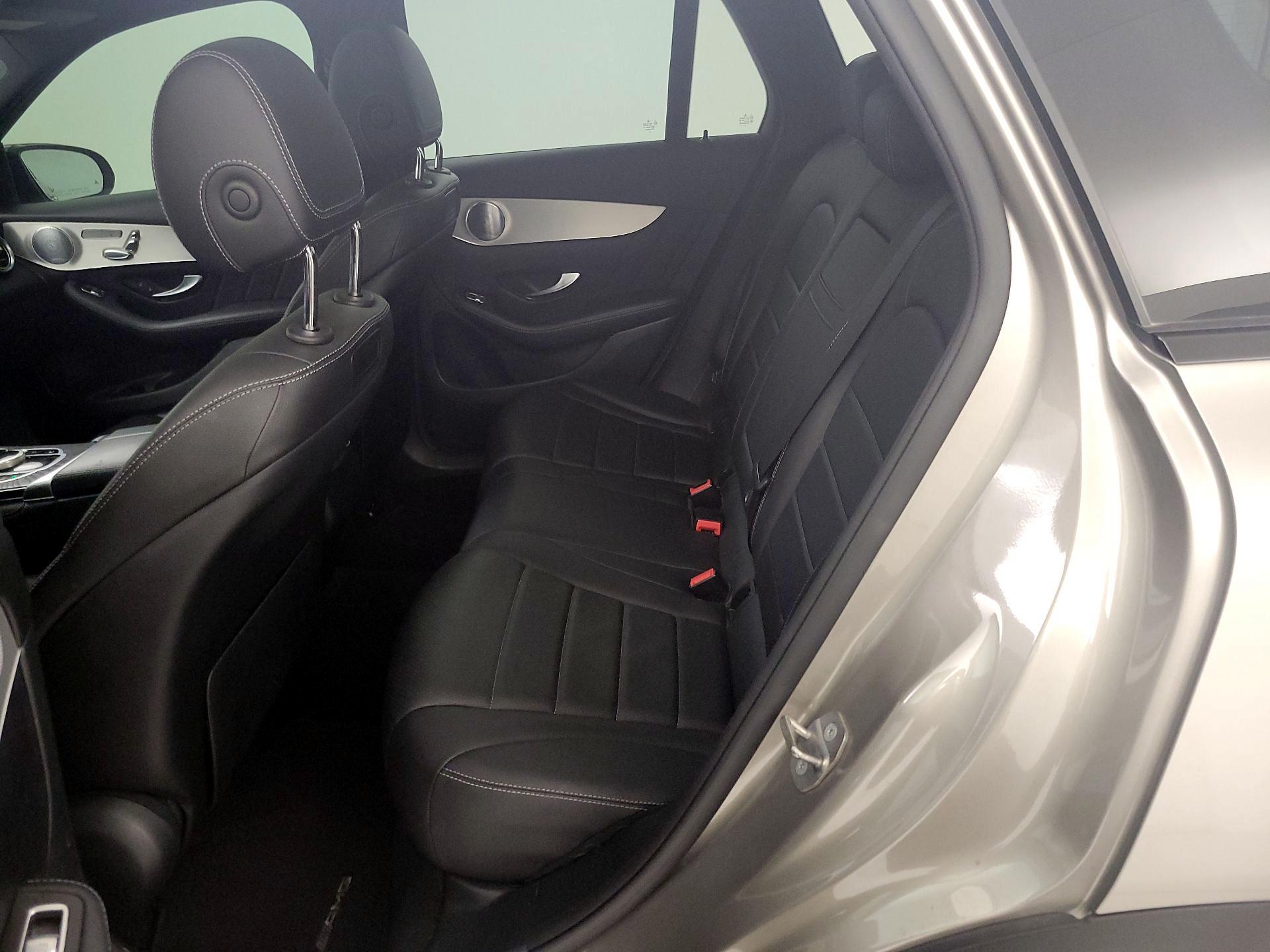 Thumbnail: 2019 Mercedes-Benz GLC - 20