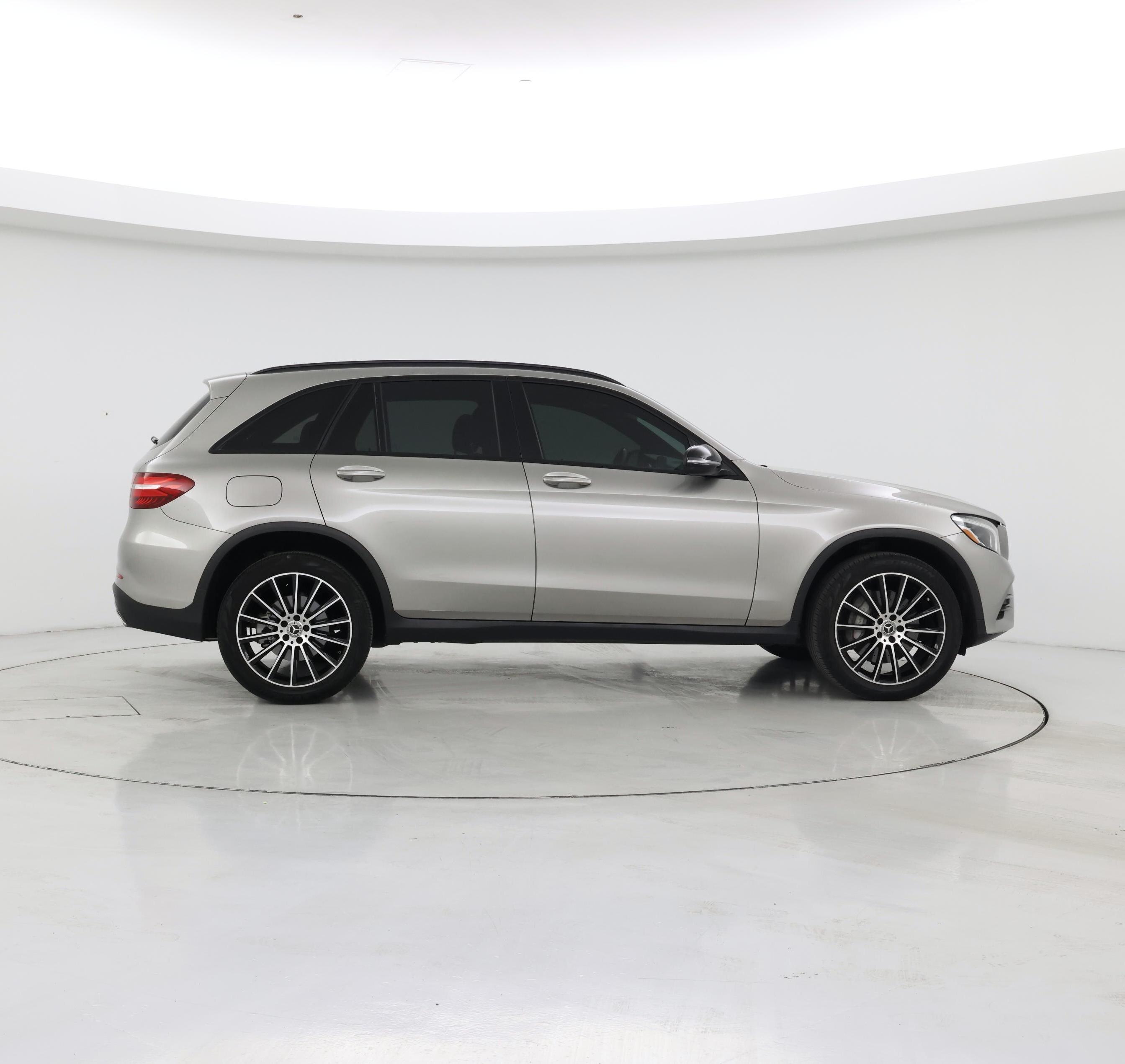 Thumbnail: 2019 Mercedes-Benz GLC - 7