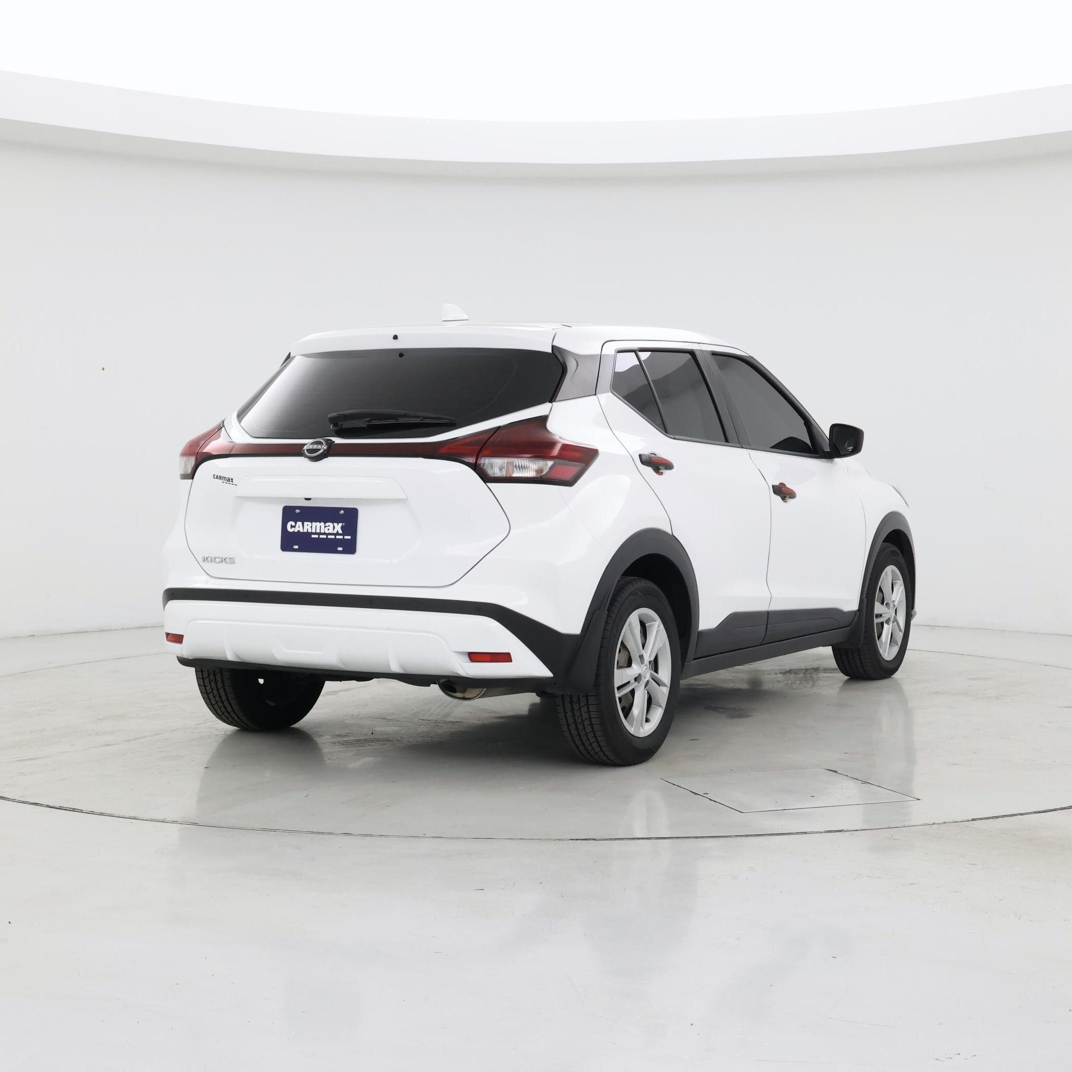 Thumbnail: 2023 Nissan Kicks - 8