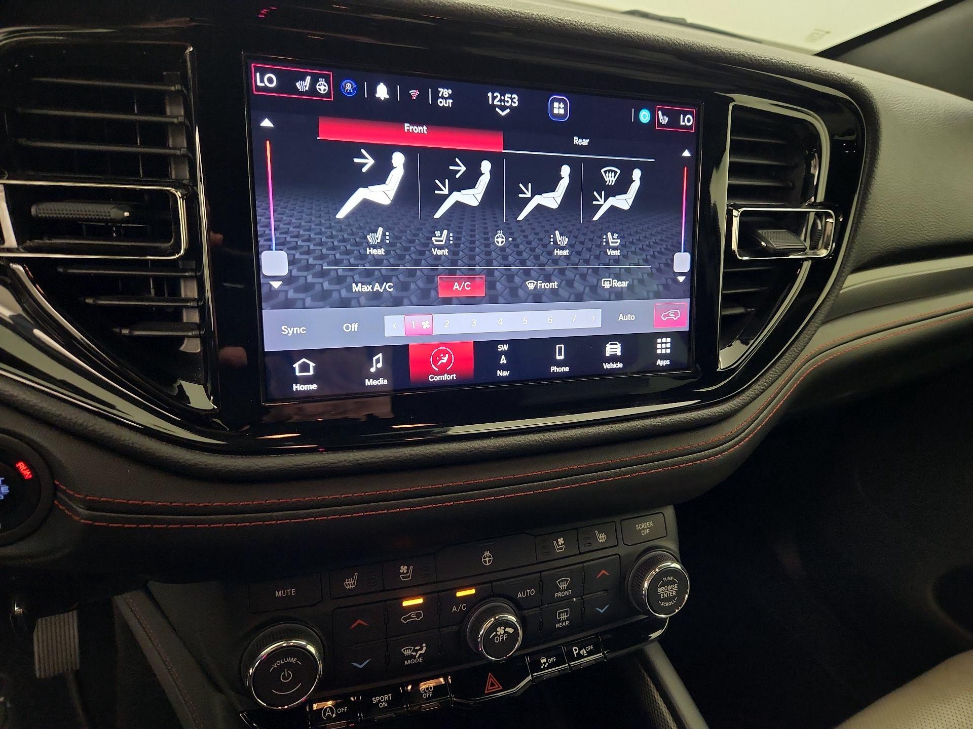 Thumbnail: 2023 Dodge Durango - 17