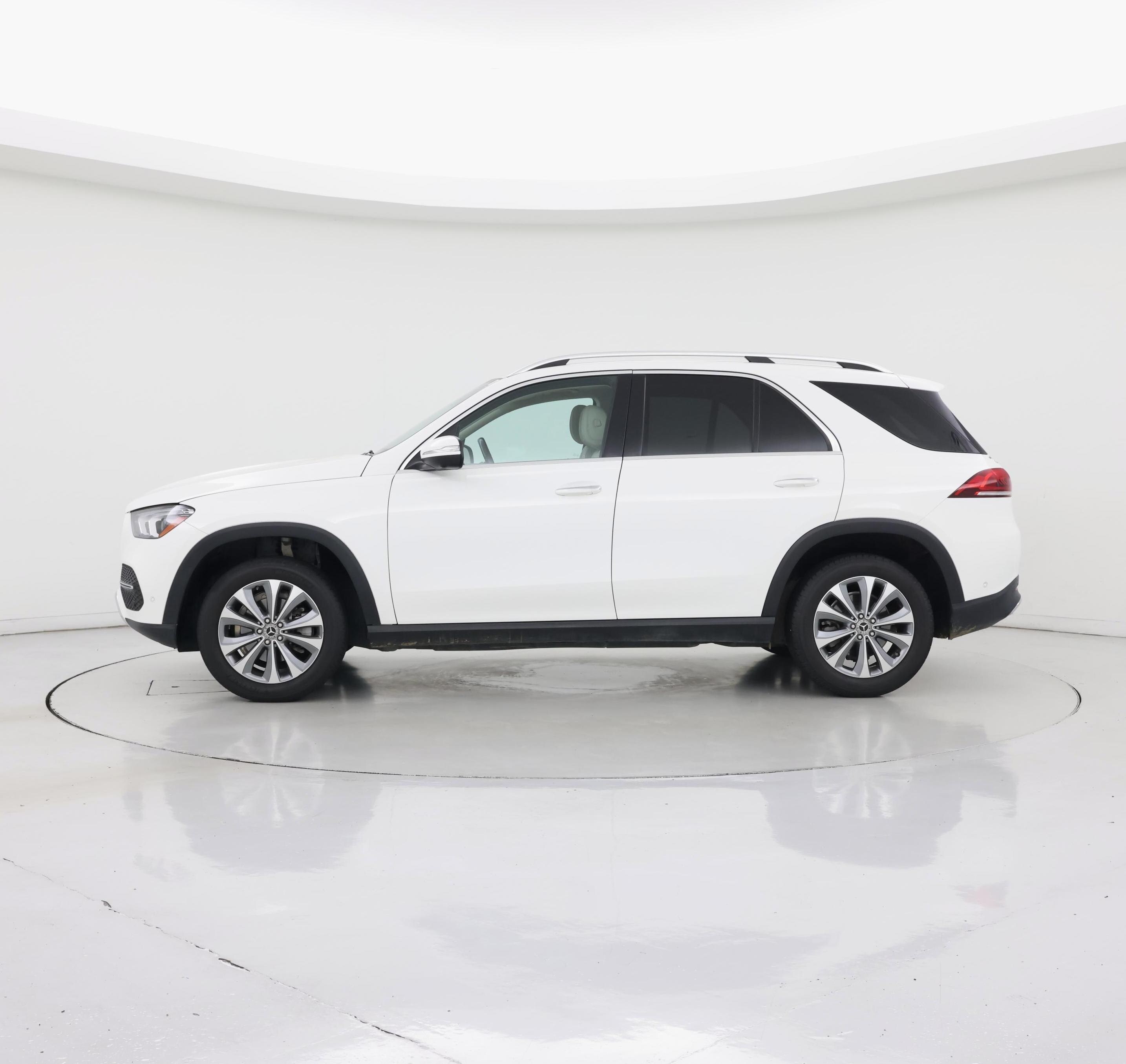 Thumbnail: 2020 Mercedes-Benz GLE - 3