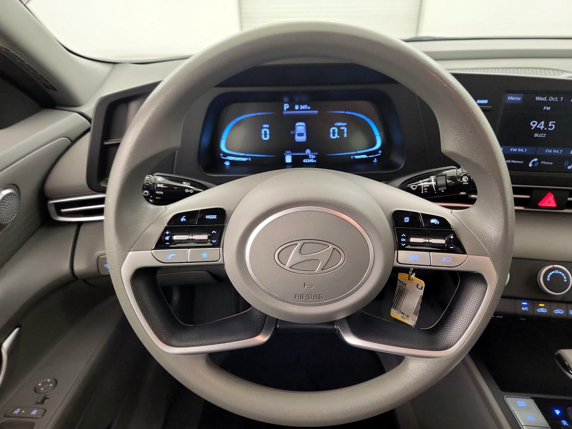 Thumbnail: 2024 Hyundai Elantra - 10