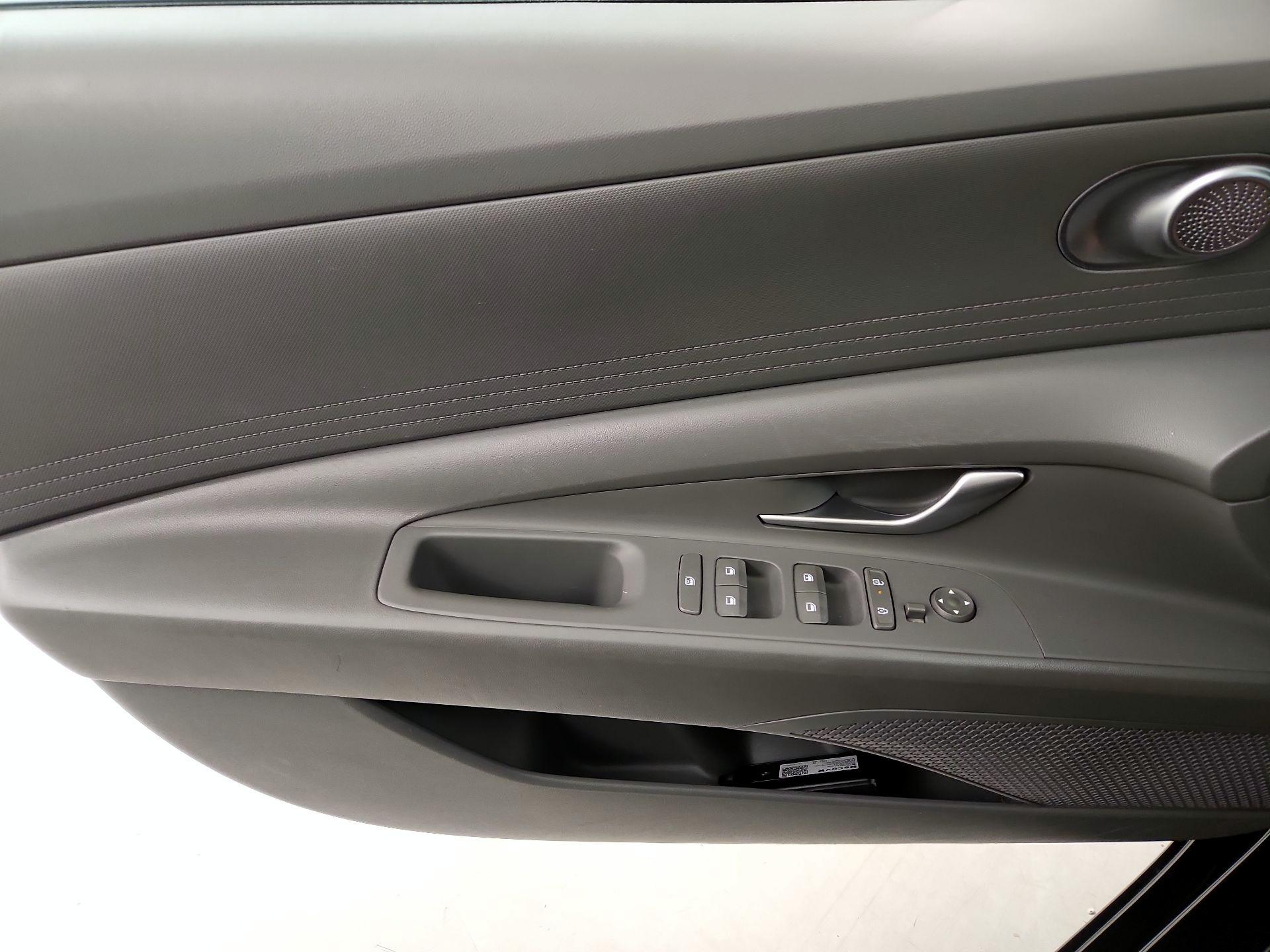 Thumbnail: 2024 Hyundai Elantra - 12