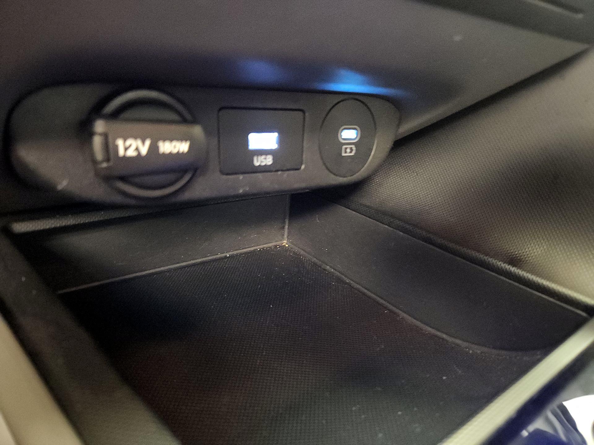 Thumbnail: 2024 Hyundai Elantra - 18