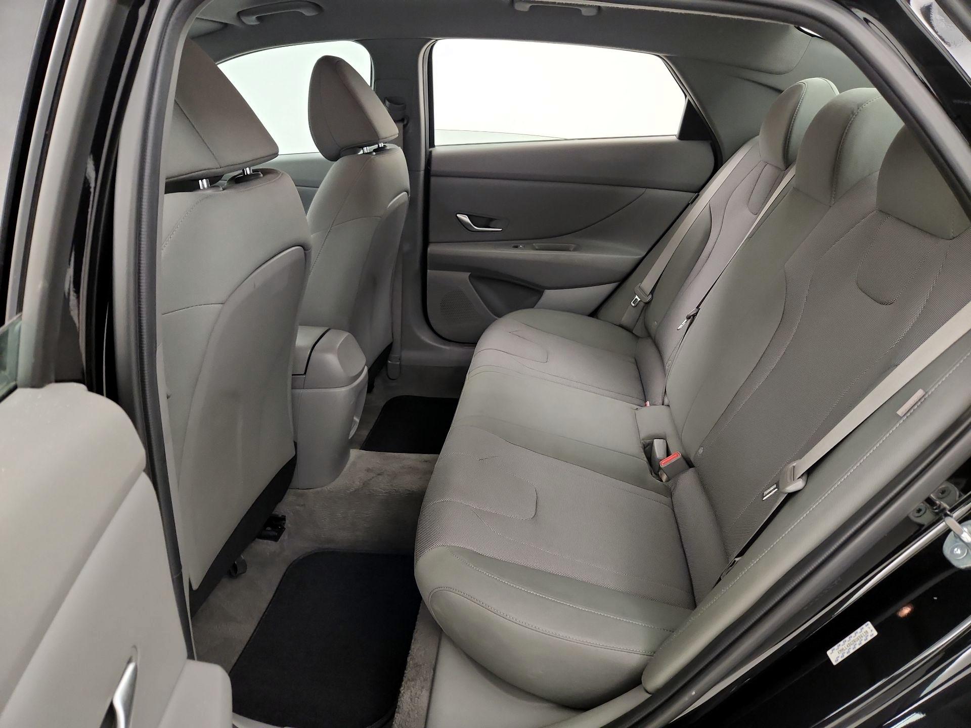Thumbnail: 2024 Hyundai Elantra - 19