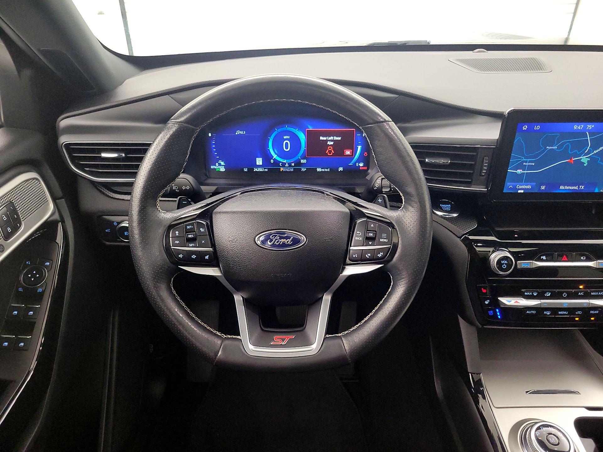Thumbnail: 2022 Ford Explorer - 10