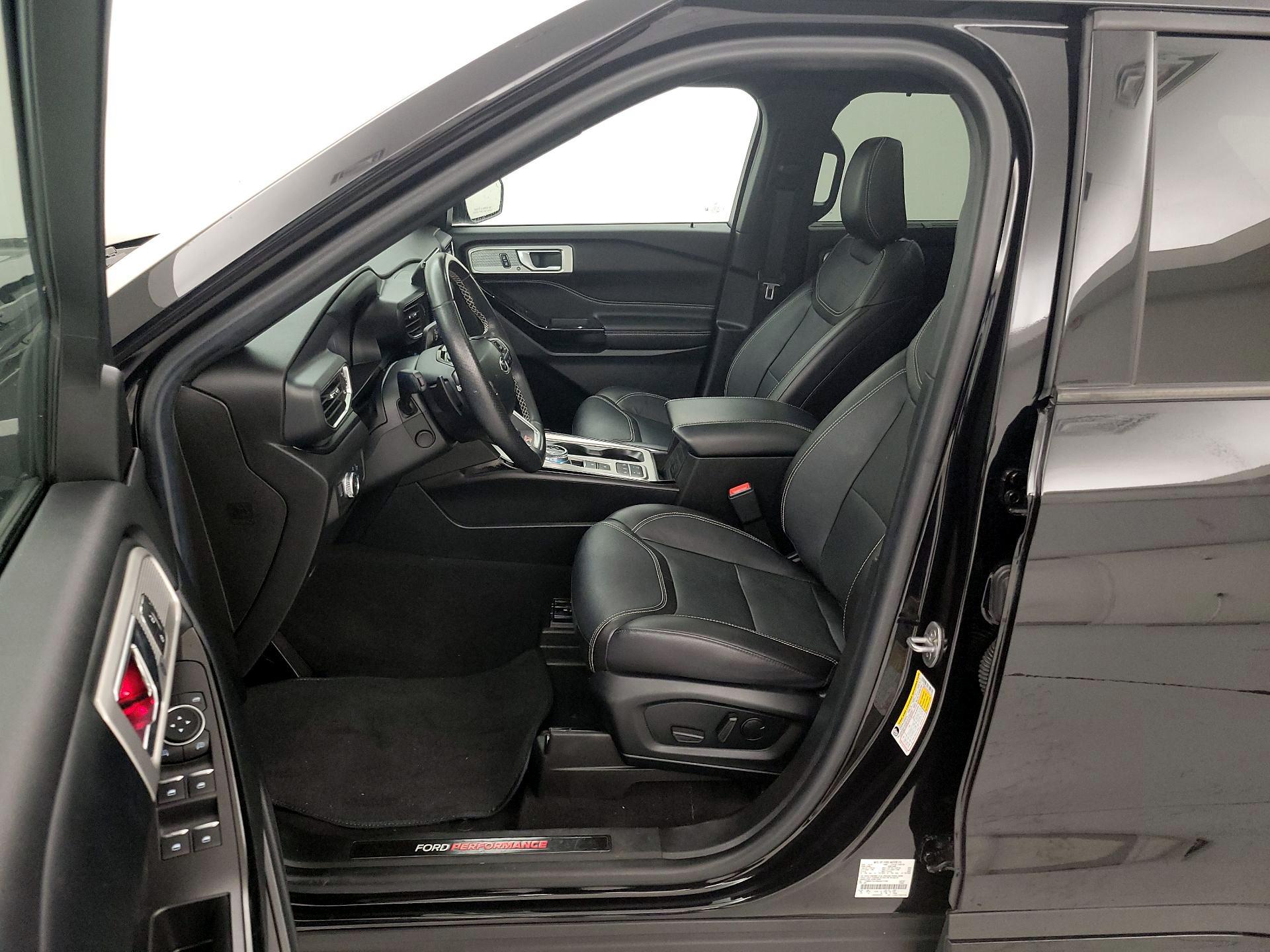Thumbnail: 2022 Ford Explorer - 11