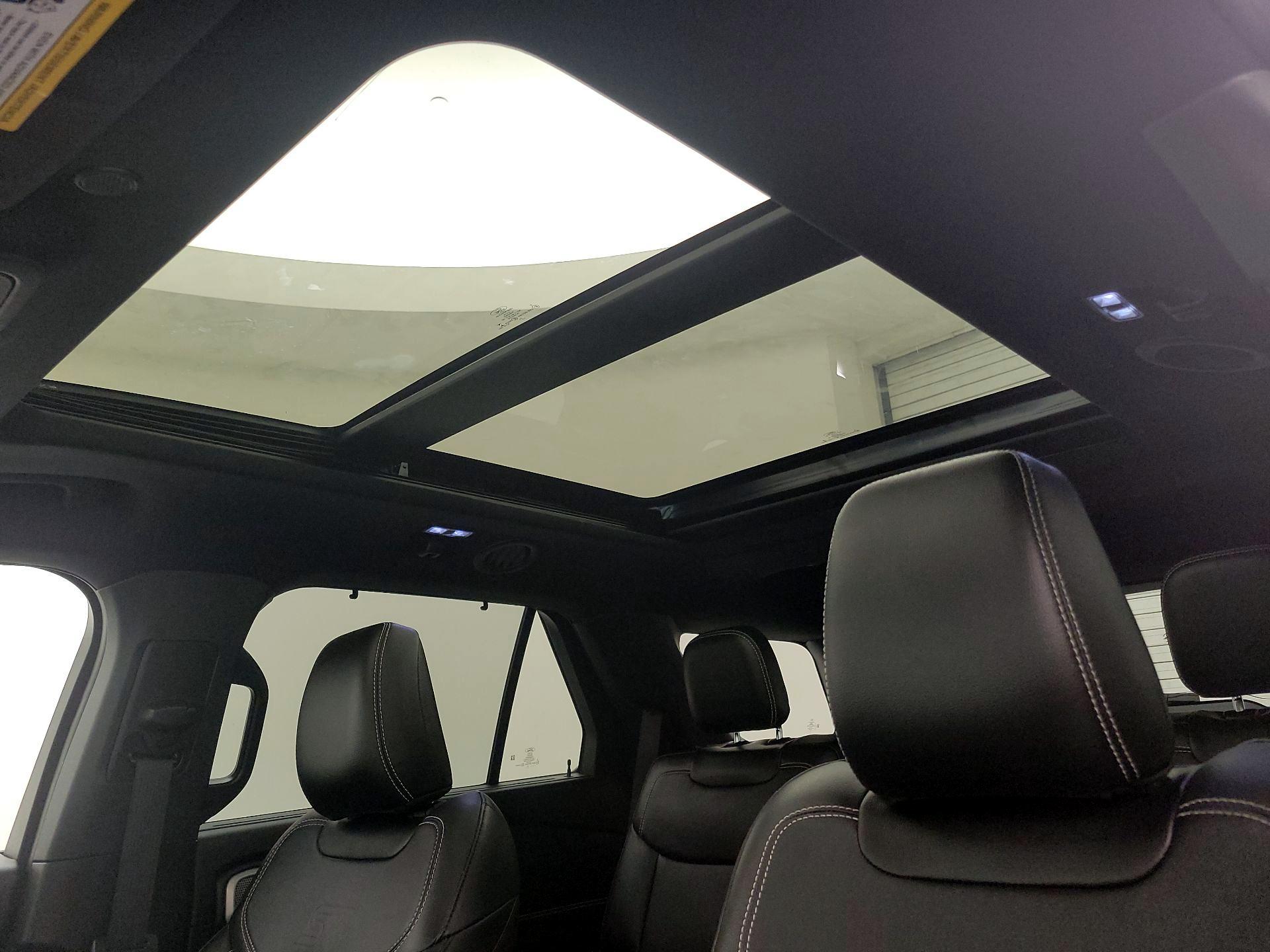 Thumbnail: 2022 Ford Explorer - 20