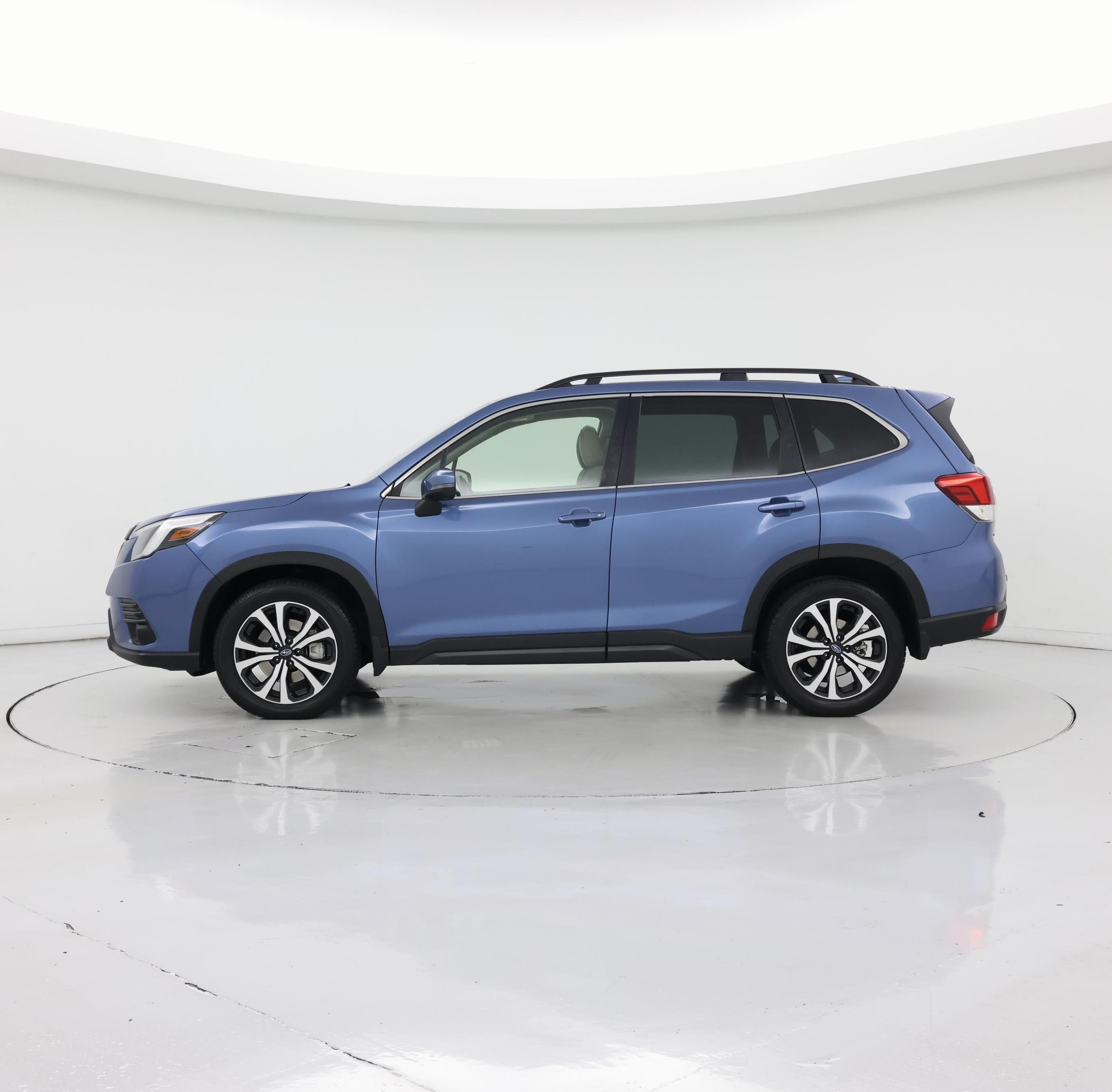 Thumbnail: 2022 Subaru Forester - 3