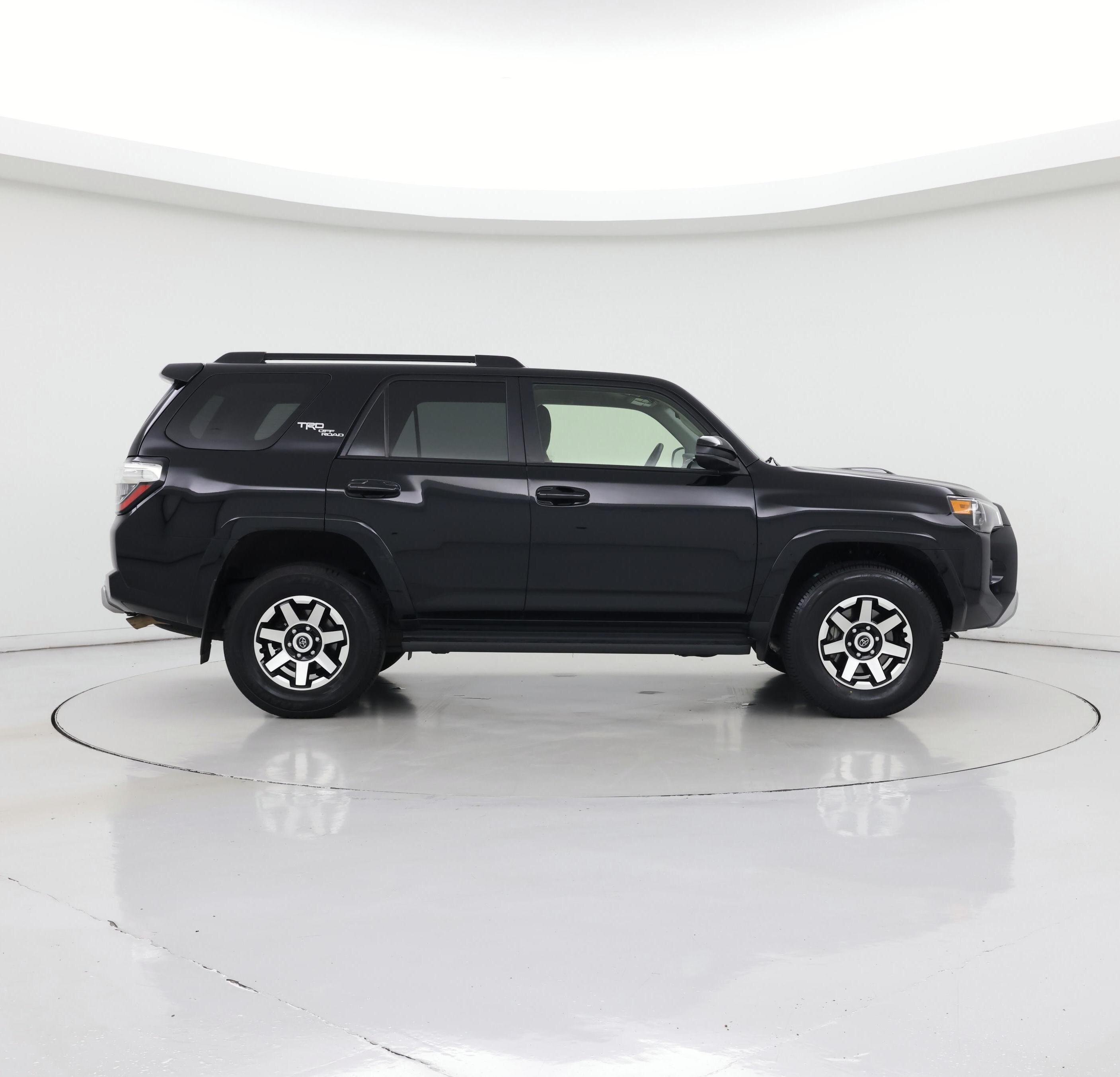 Thumbnail: 2024 Toyota 4Runner - 7