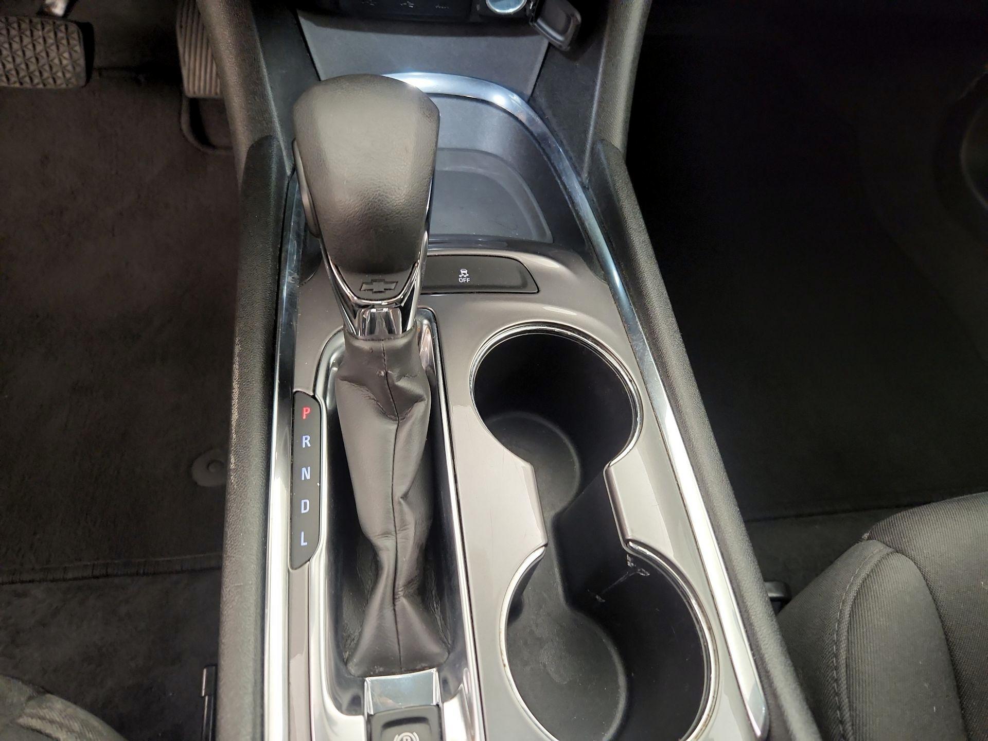 Thumbnail: 2023 Chevrolet Malibu - 17