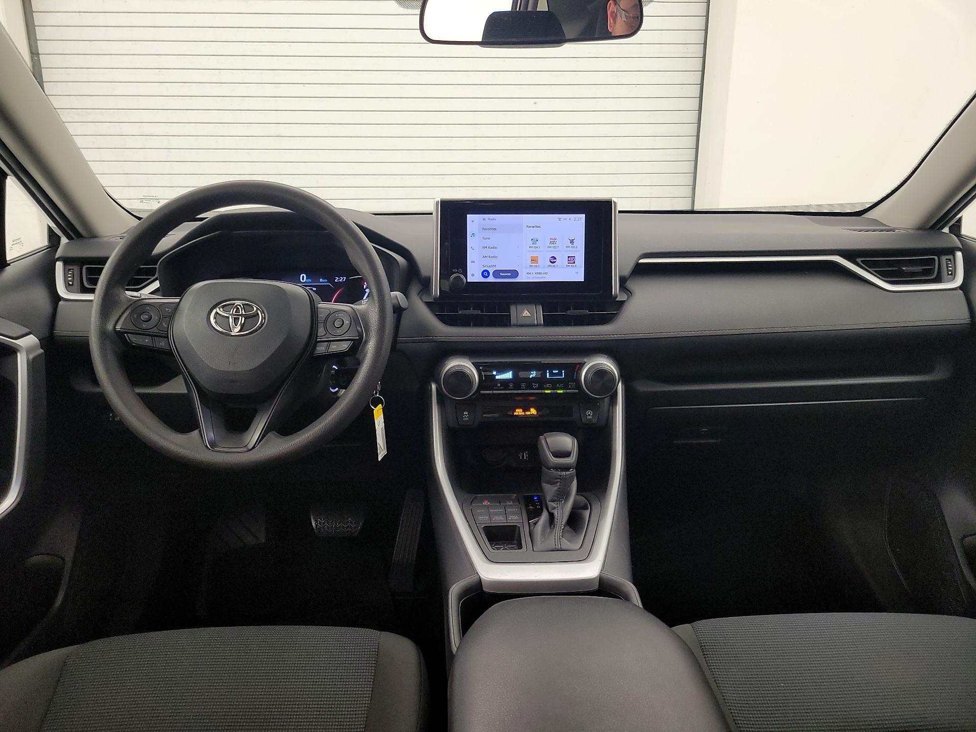 Thumbnail: 2023 Toyota RAV4 - 9