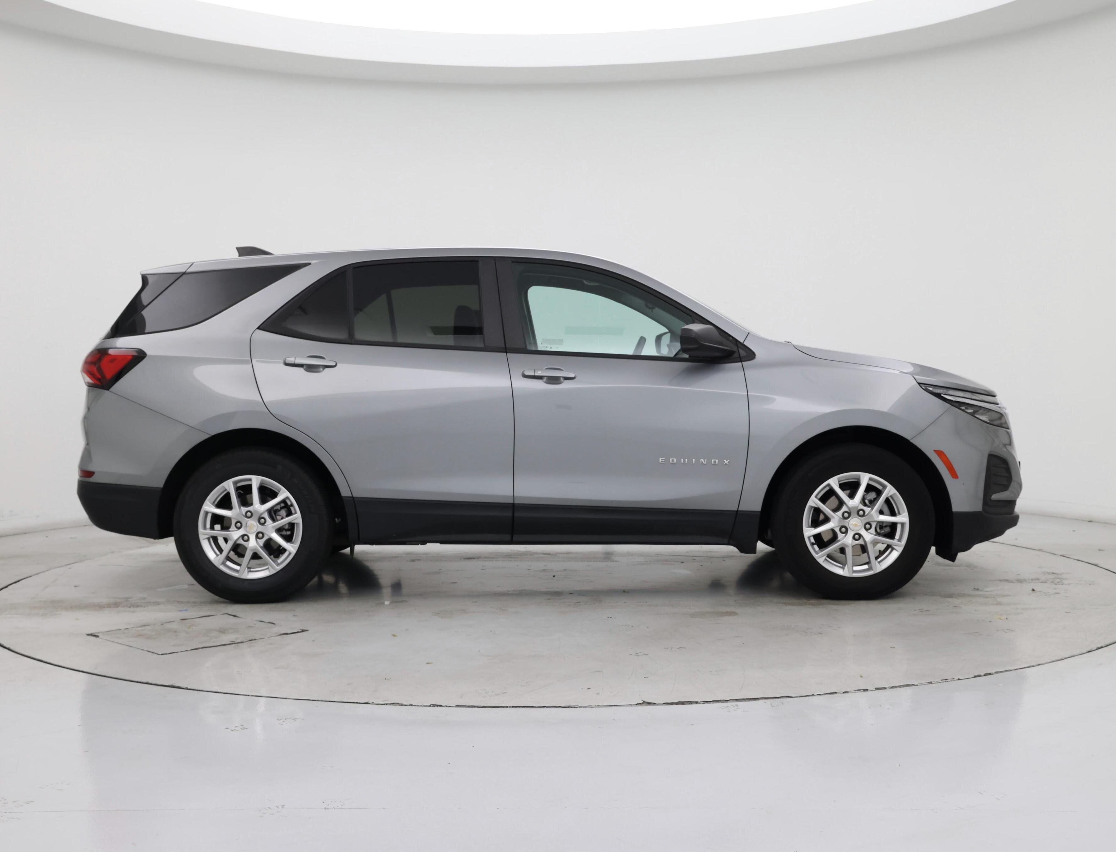 Thumbnail: 2023 Chevrolet Equinox - 7