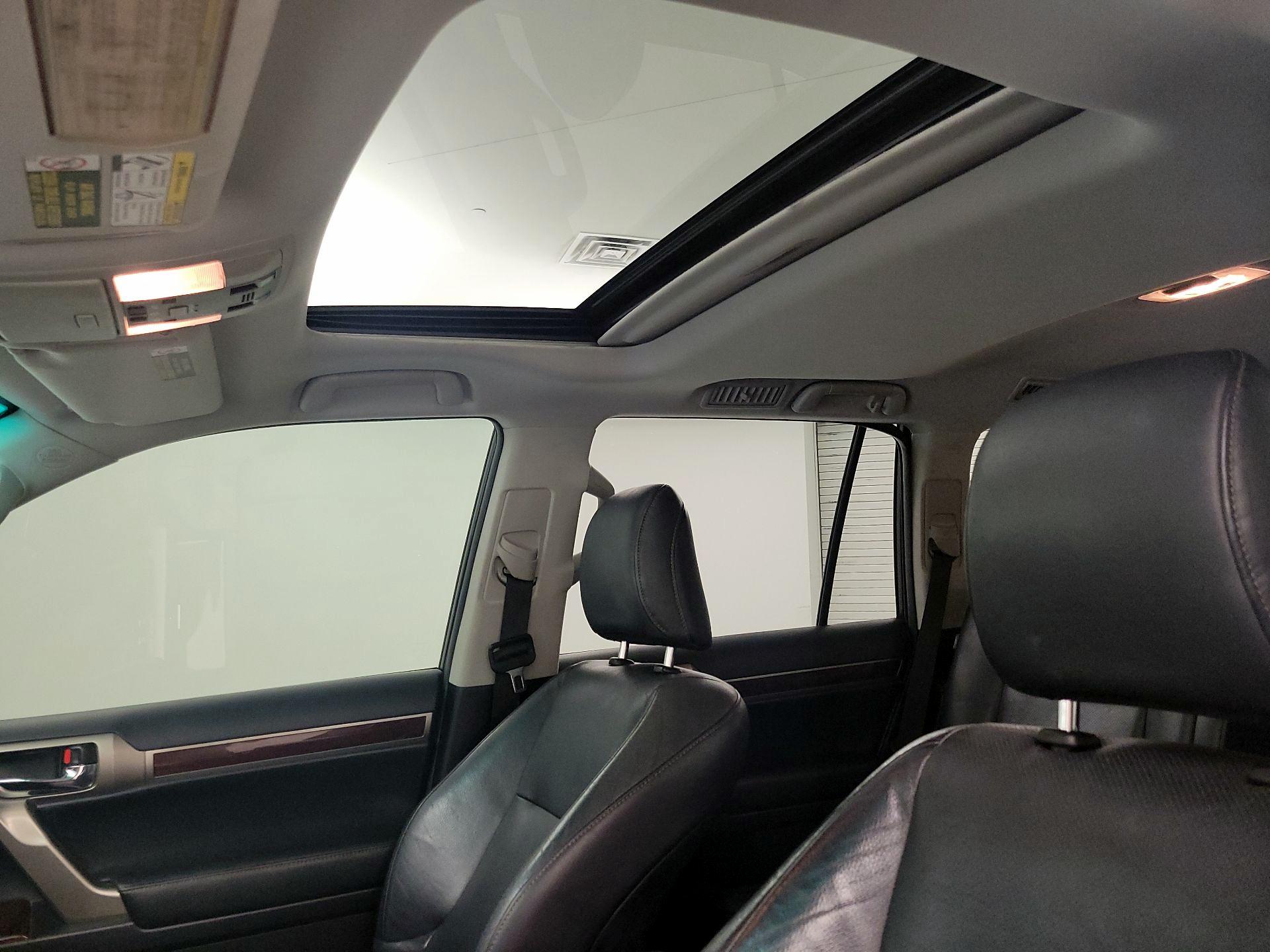 Thumbnail: 2017 Lexus GX - 20