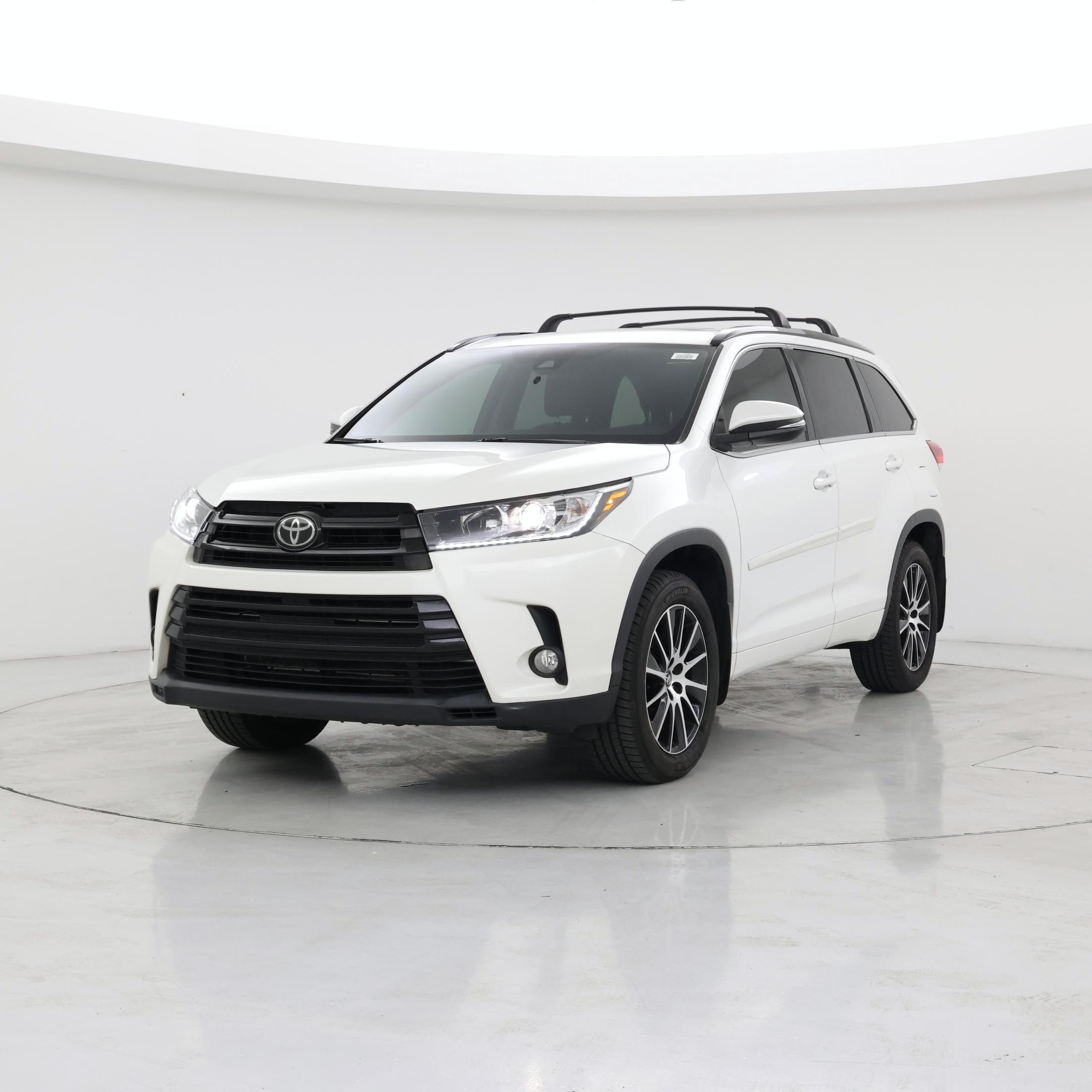 Thumbnail: 2018 Toyota Highlander - 4