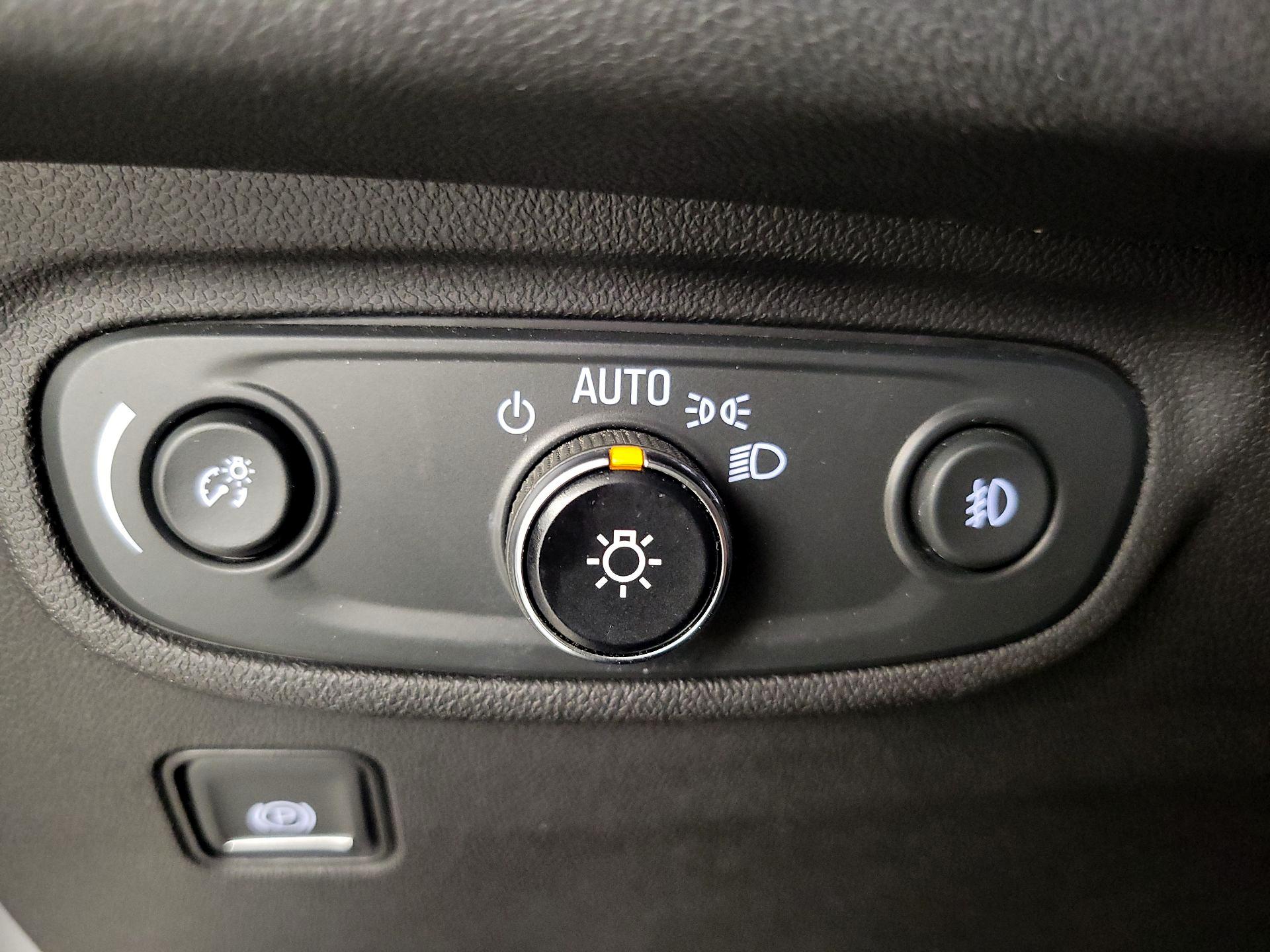 Thumbnail: 2020 GMC Terrain - 13