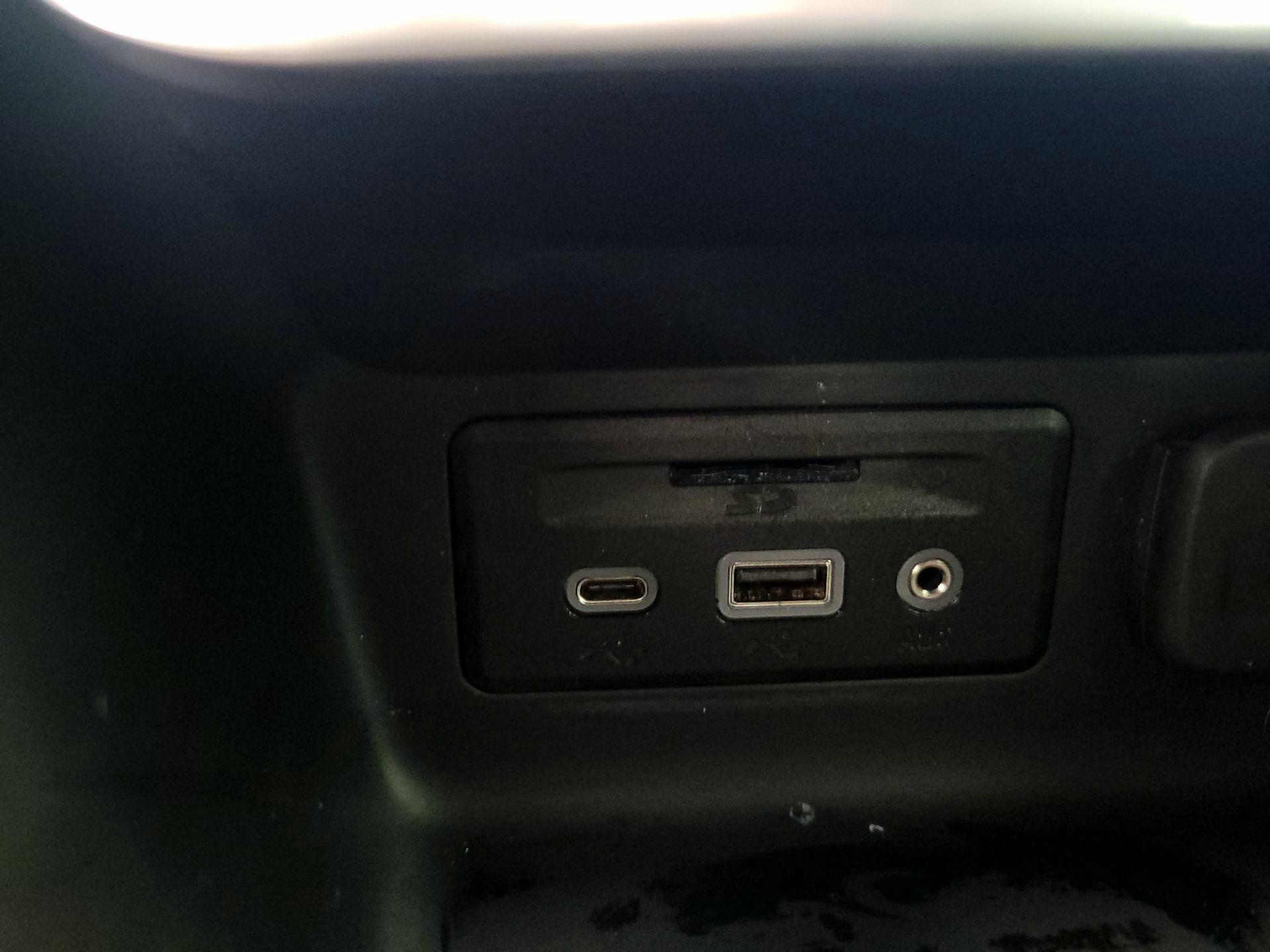 Thumbnail: 2020 GMC Terrain - 18