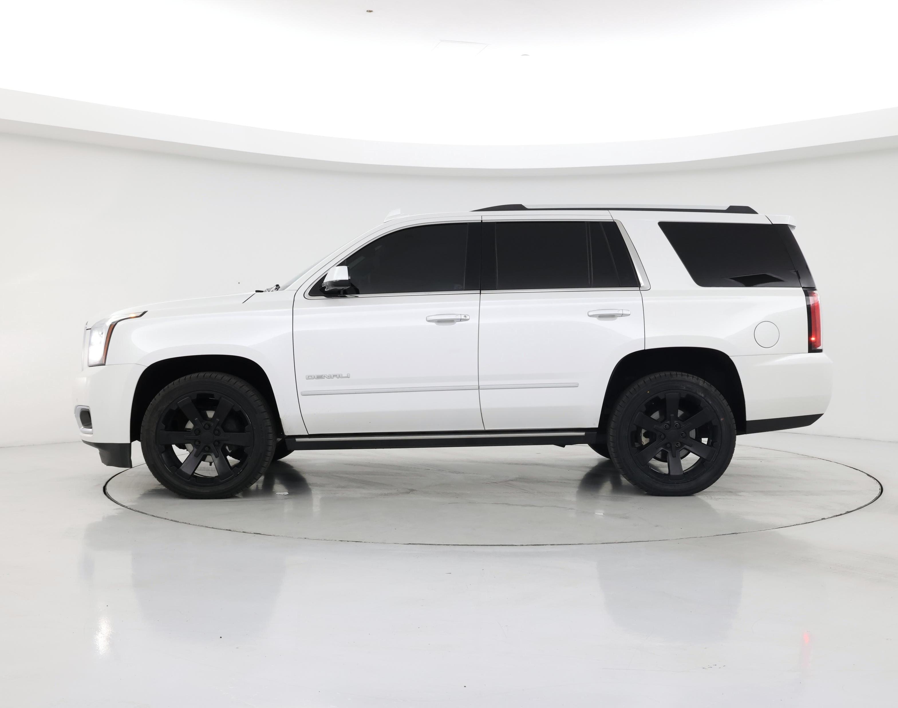 Thumbnail: 2020 GMC Yukon - 3
