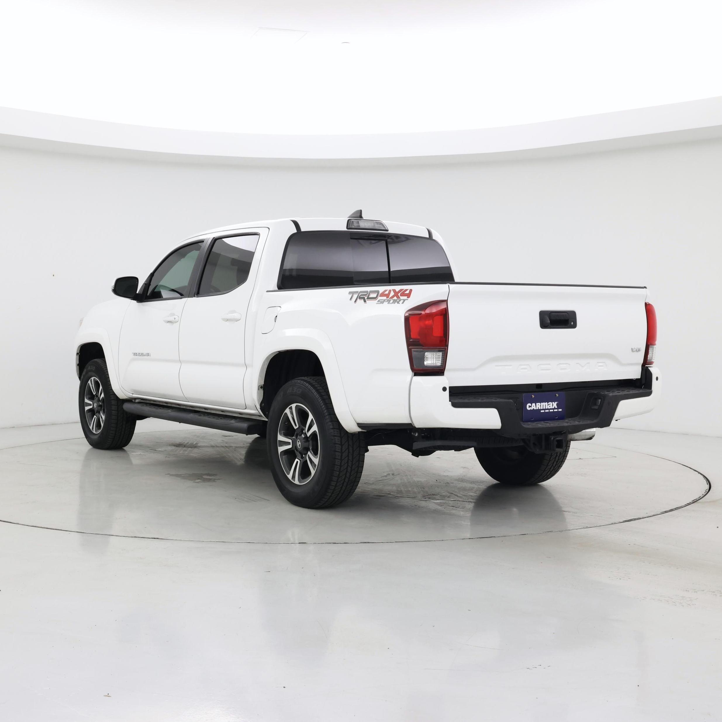 Thumbnail: 2019 Toyota Tacoma - 2
