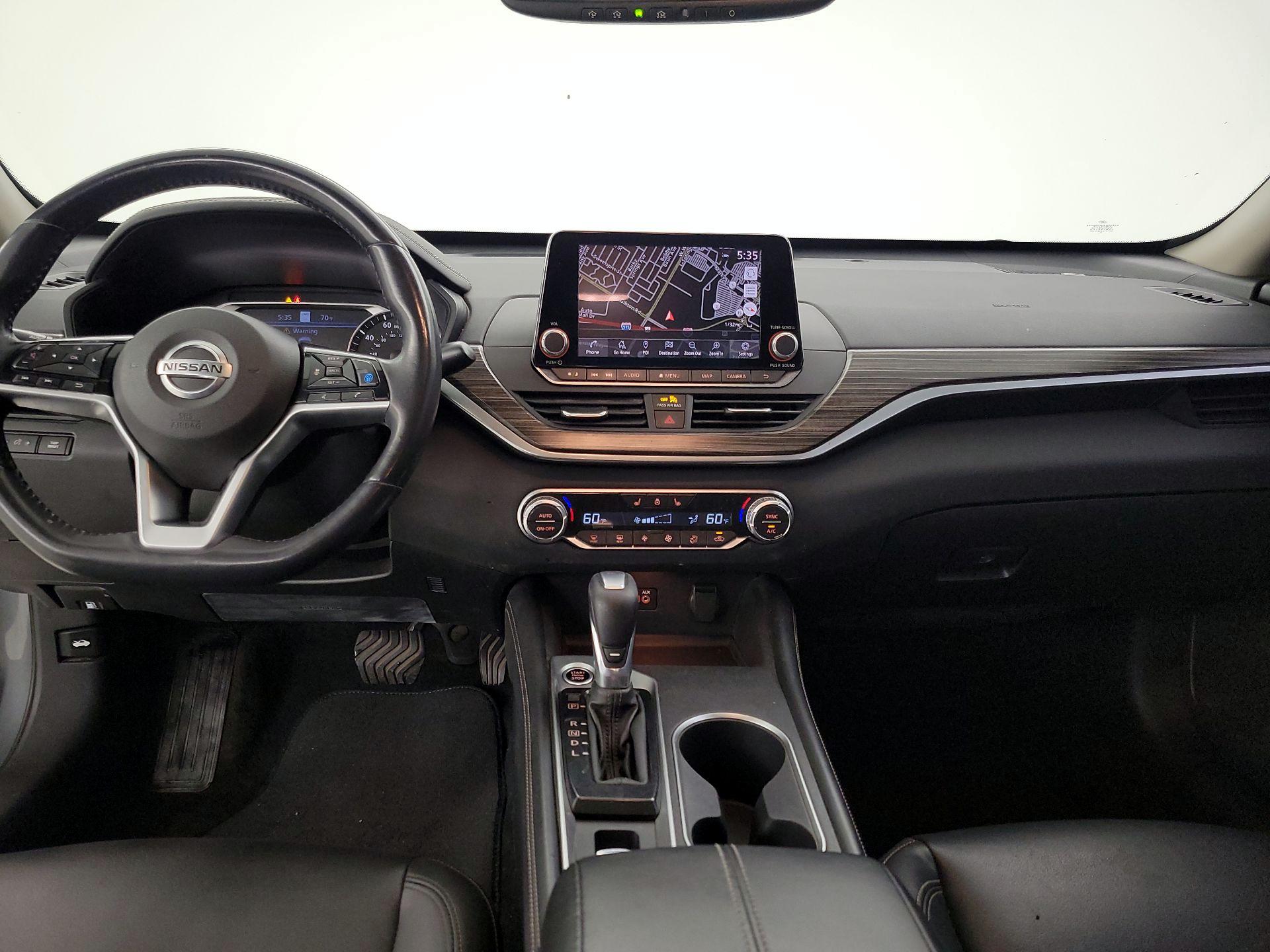 Thumbnail: 2019 Nissan Altima - 9