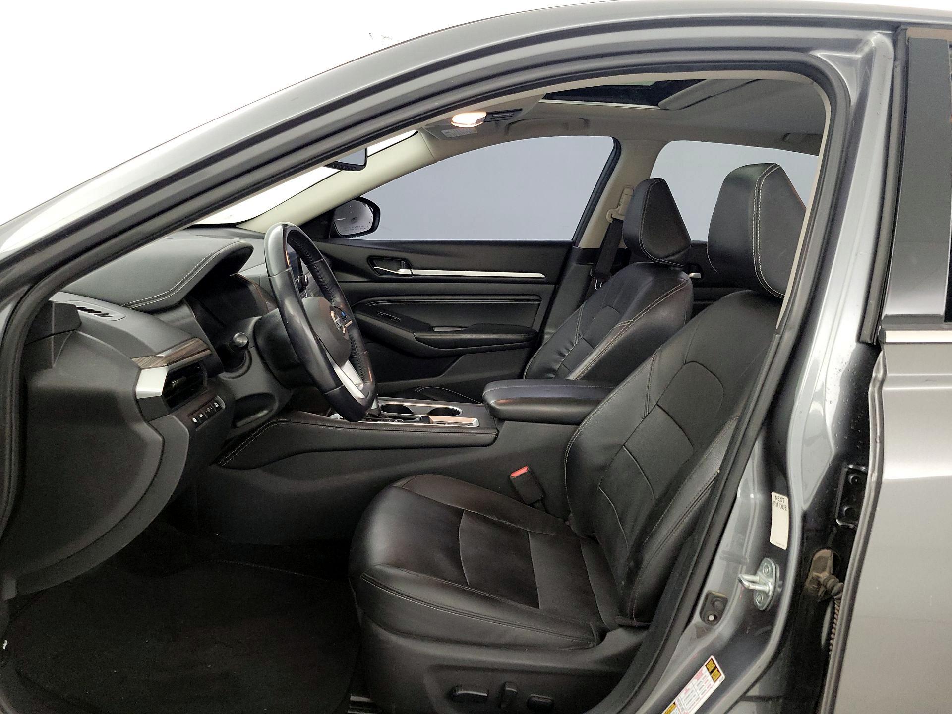 Thumbnail: 2019 Nissan Altima - 11
