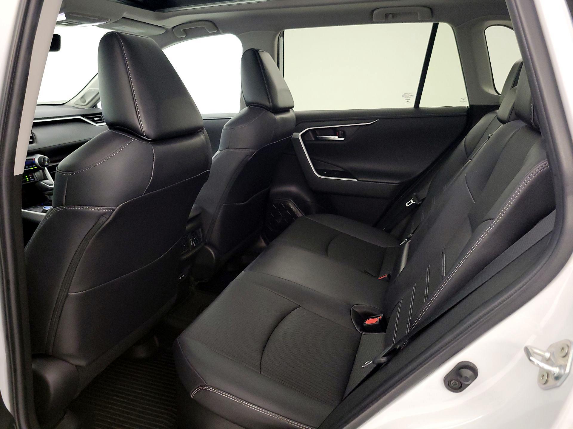 Thumbnail: 2023 Toyota RAV4 - 20
