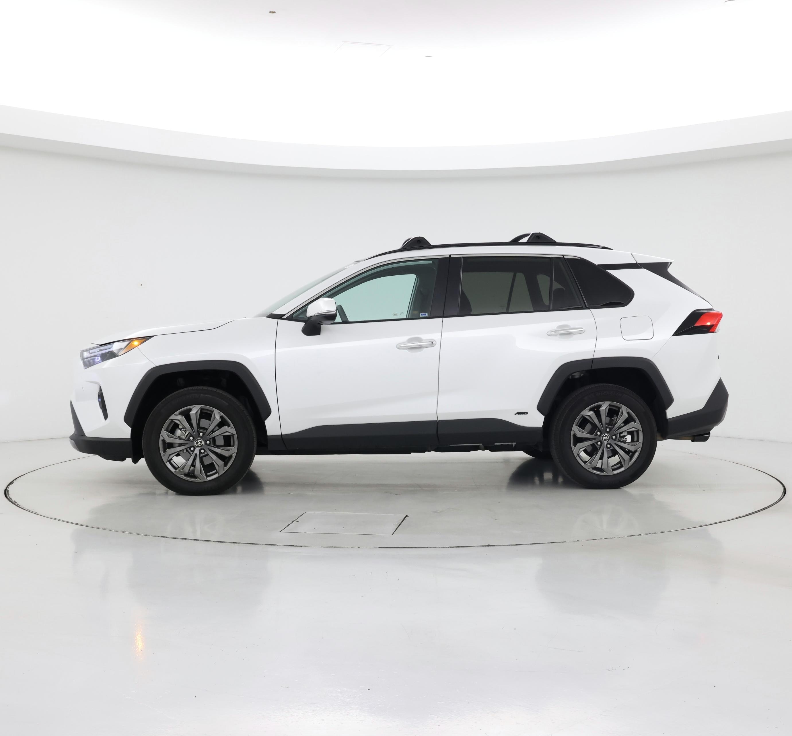 Thumbnail: 2023 Toyota RAV4 - 3