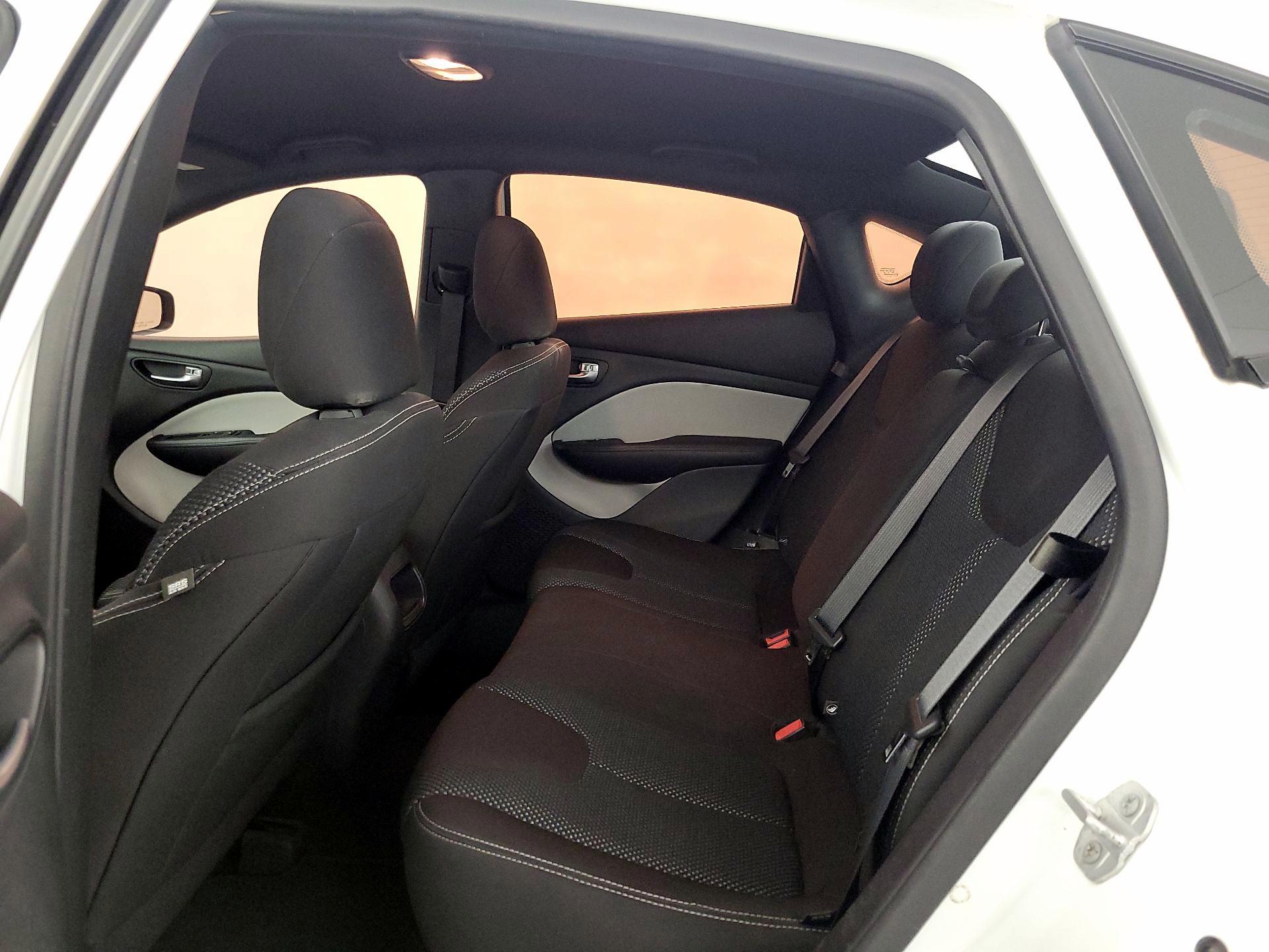 Thumbnail: 2015 Dodge Dart - 19