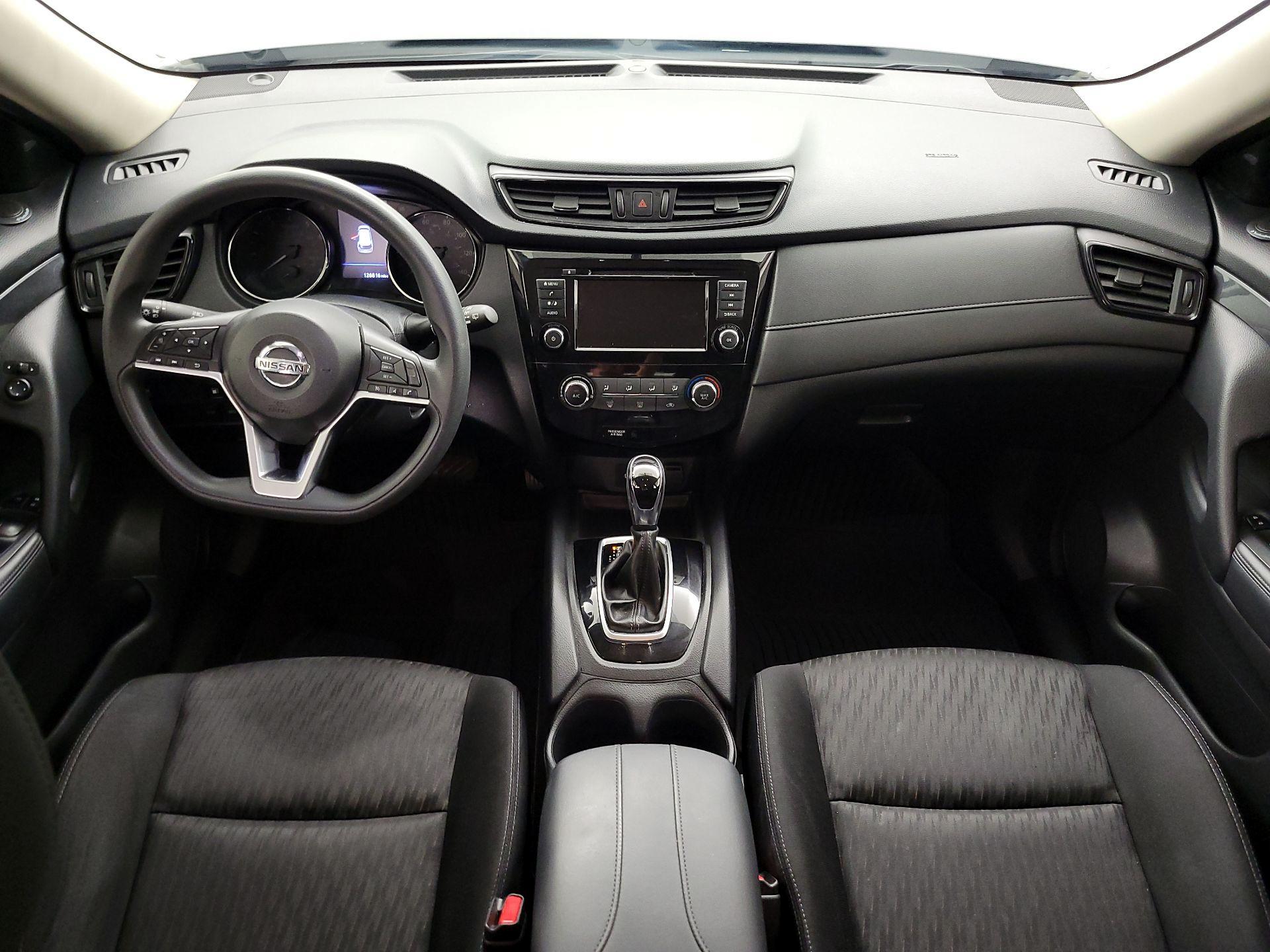 Thumbnail: 2018 Nissan Rogue - 9