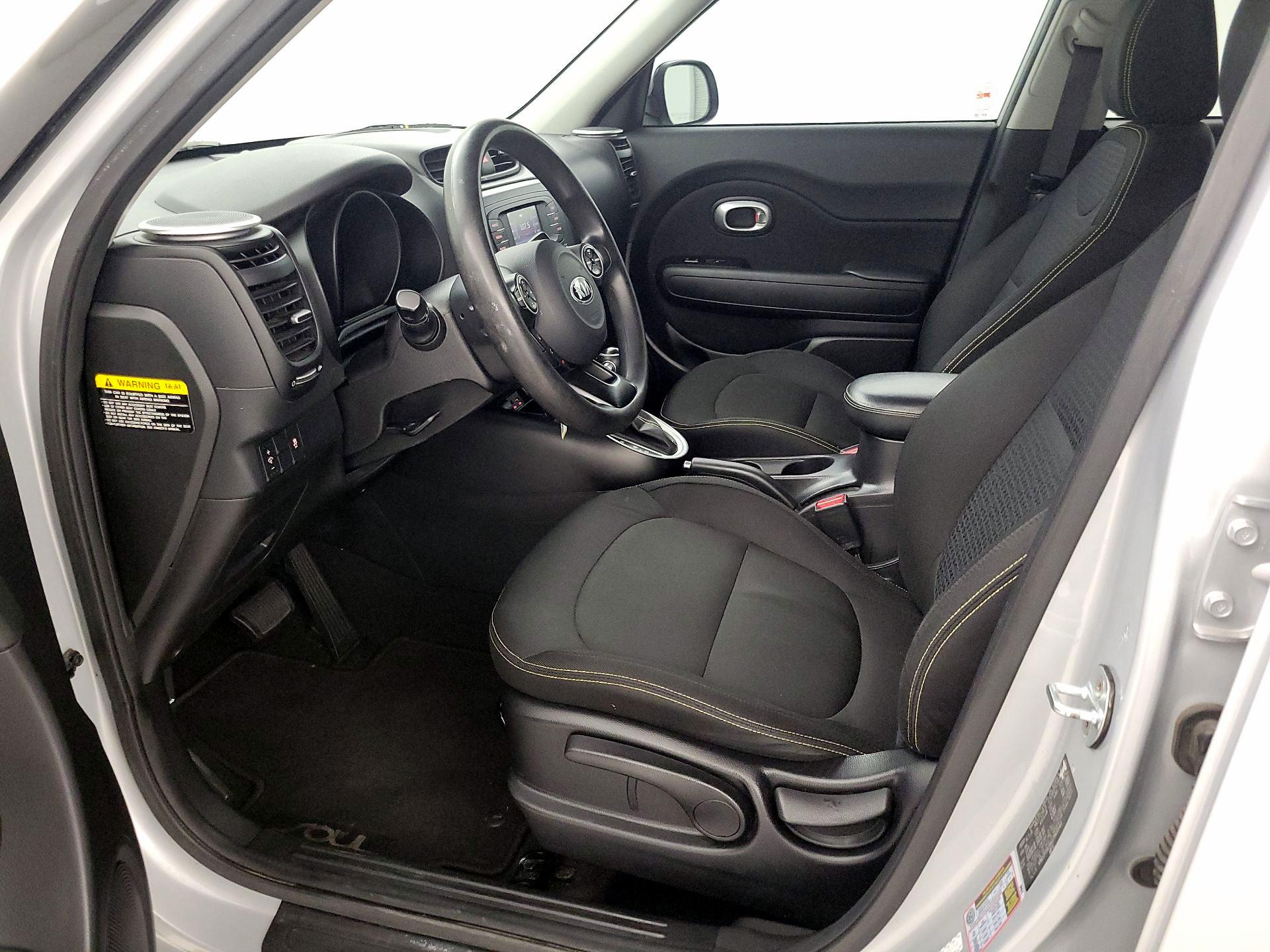 Thumbnail: 2016 Kia Soul - 11