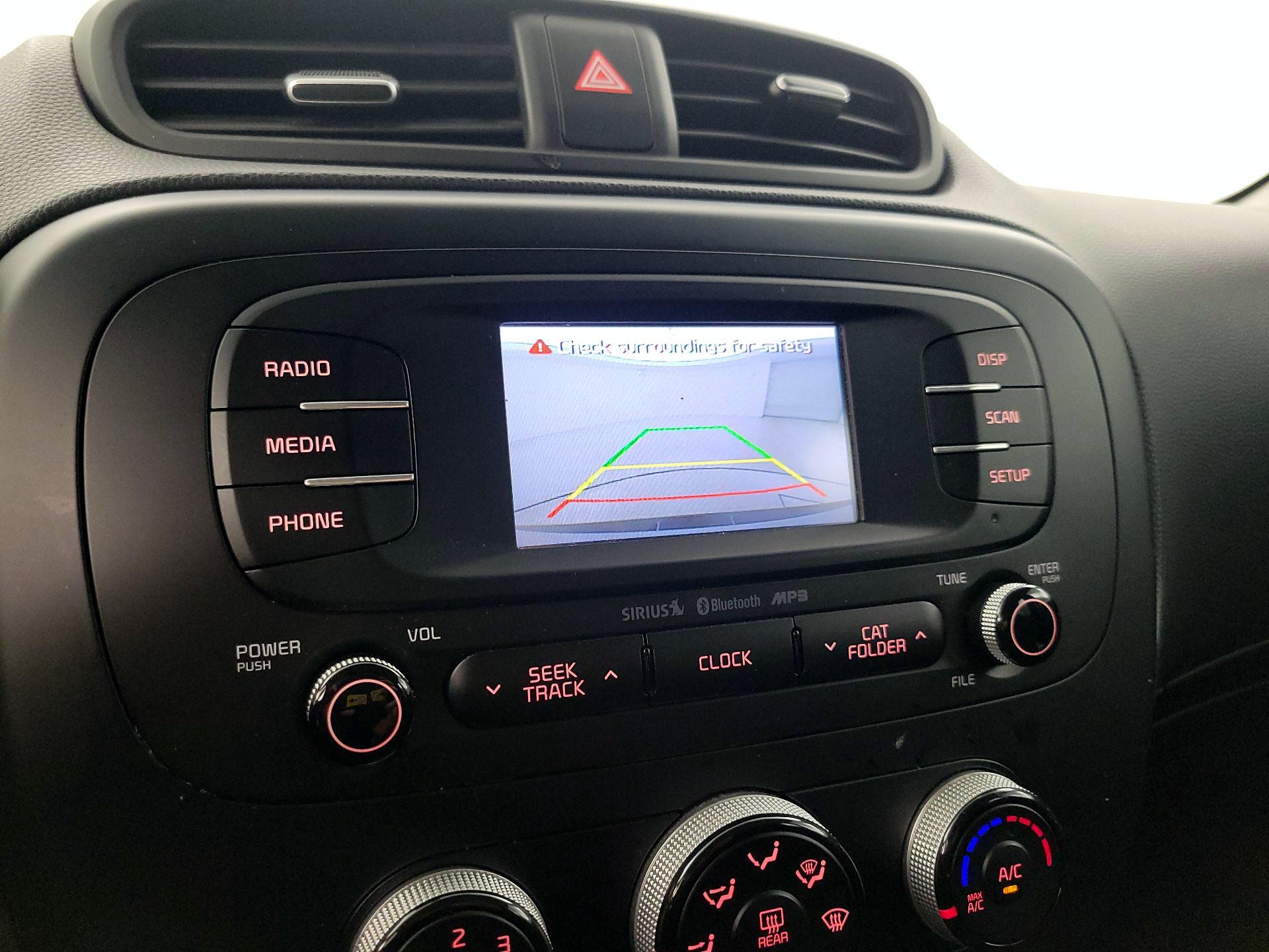 Thumbnail: 2016 Kia Soul - 14