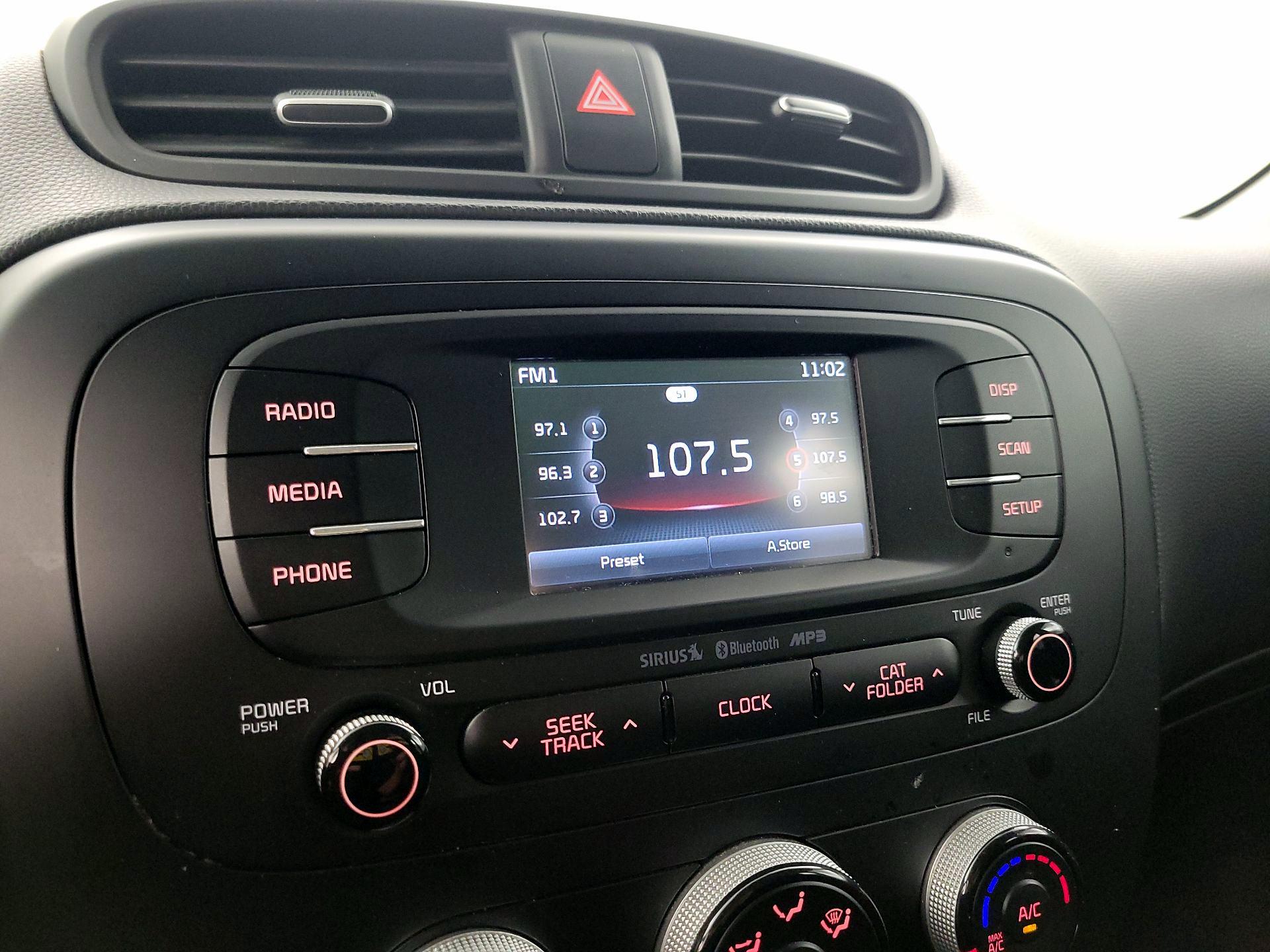 Thumbnail: 2016 Kia Soul - 15