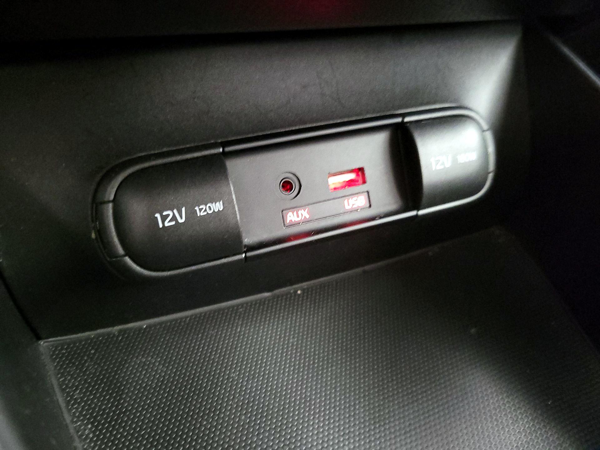 Thumbnail: 2016 Kia Soul - 18
