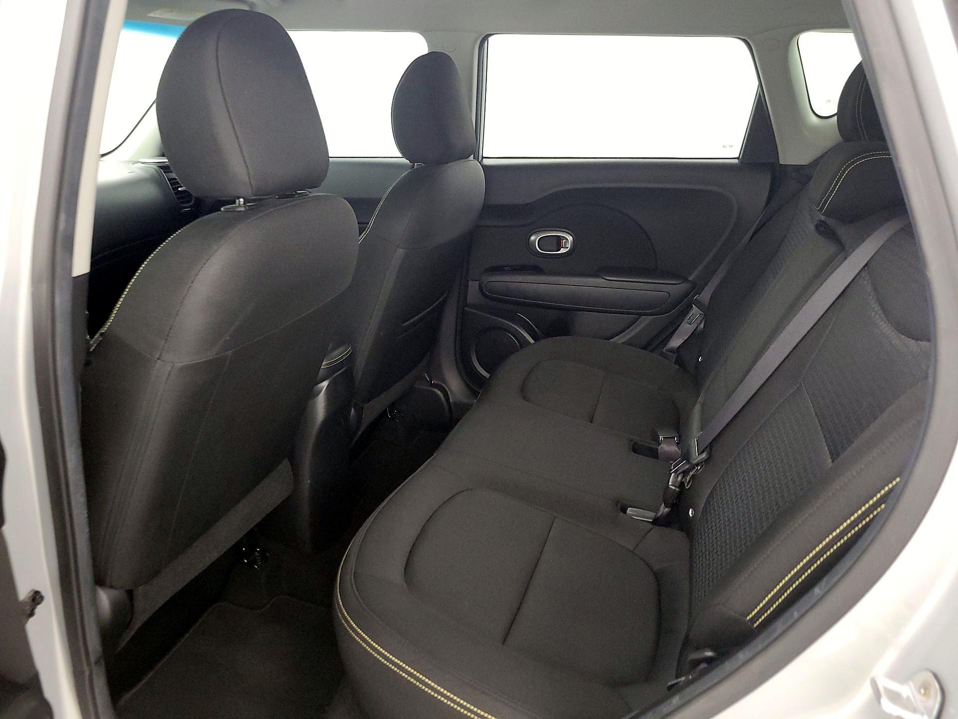 Thumbnail: 2016 Kia Soul - 19