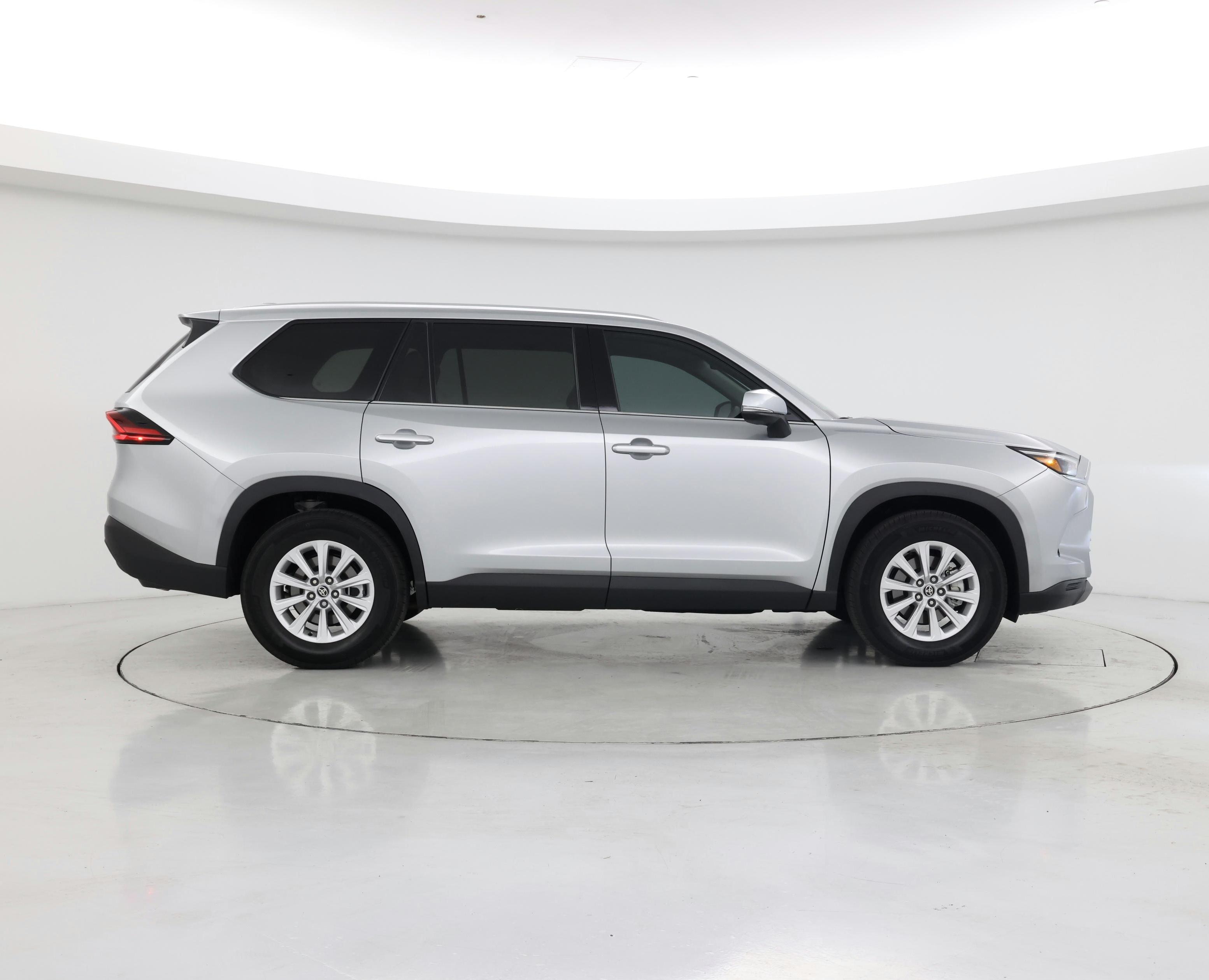 Thumbnail: 2025 Toyota Highlander - 7