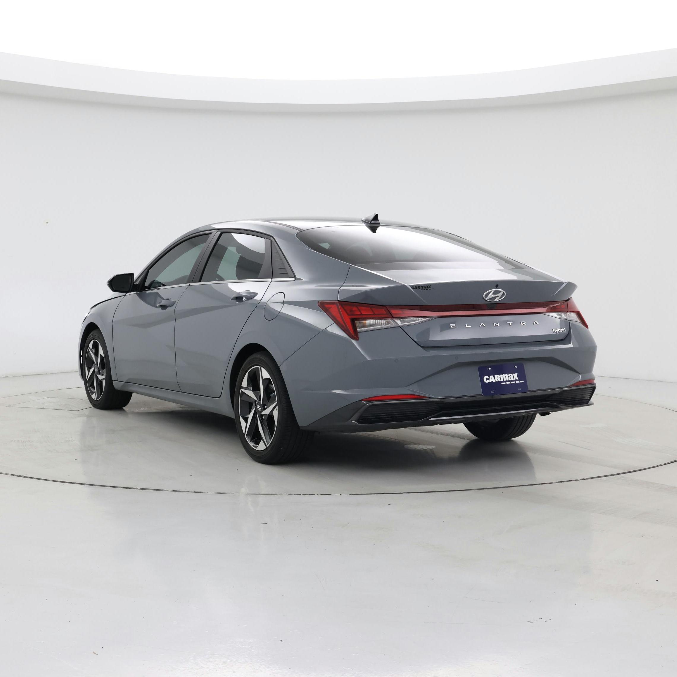 Thumbnail: 2023 Hyundai Elantra - 2