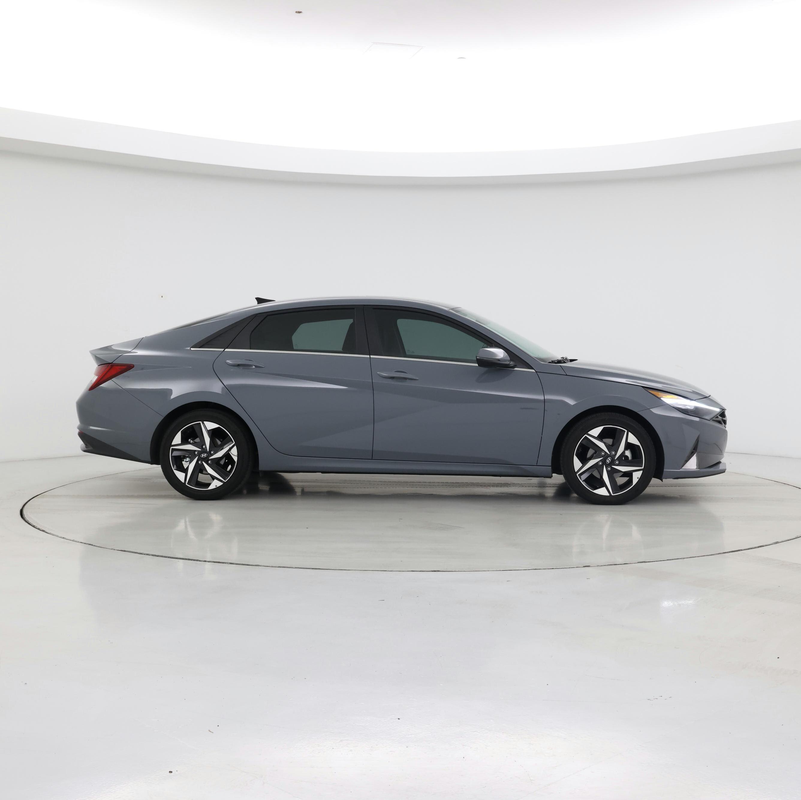 Thumbnail: 2023 Hyundai Elantra - 7