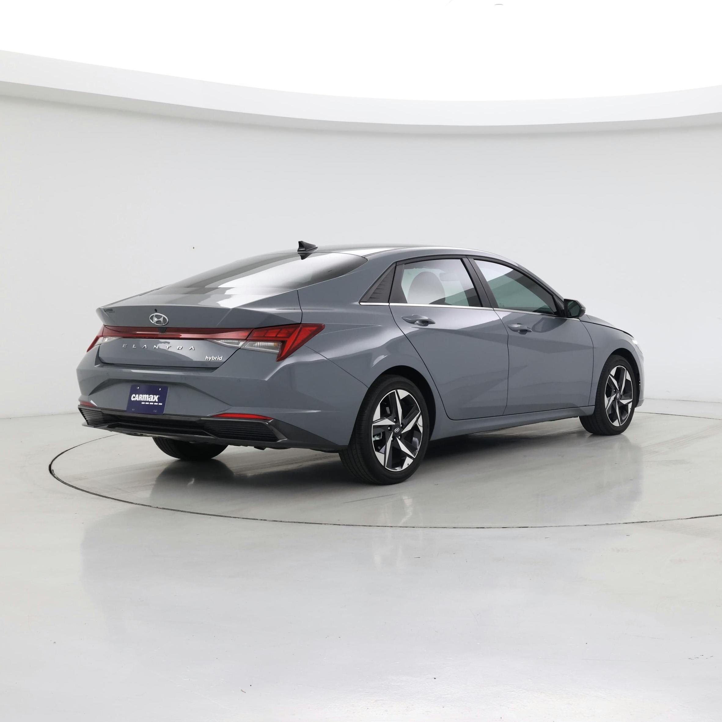 Thumbnail: 2023 Hyundai Elantra - 8