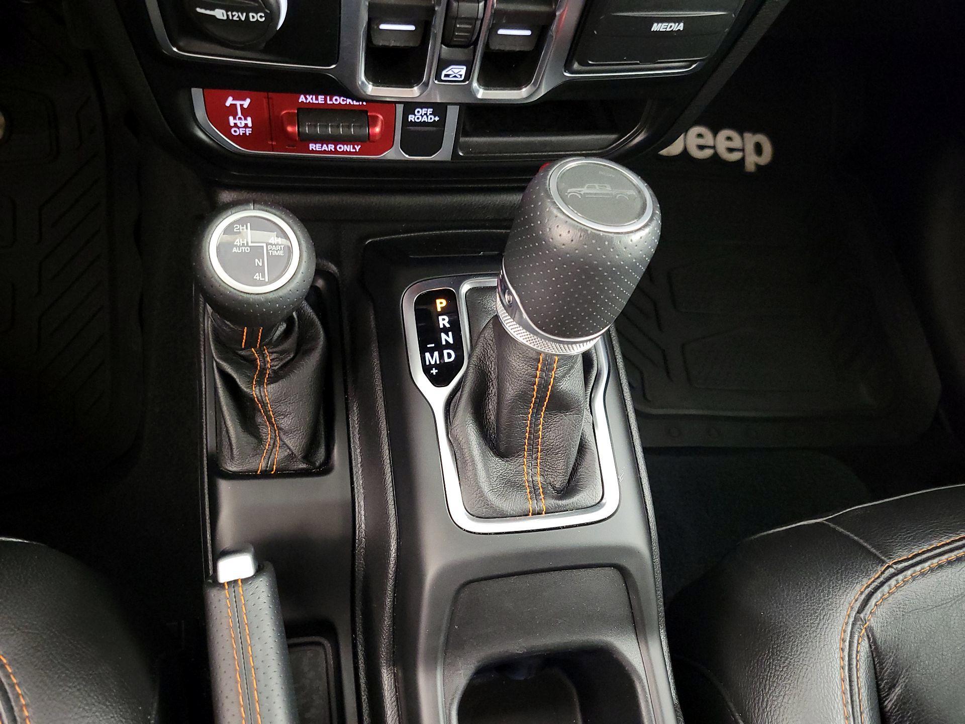 Thumbnail: 2023 Jeep Gladiator - 18