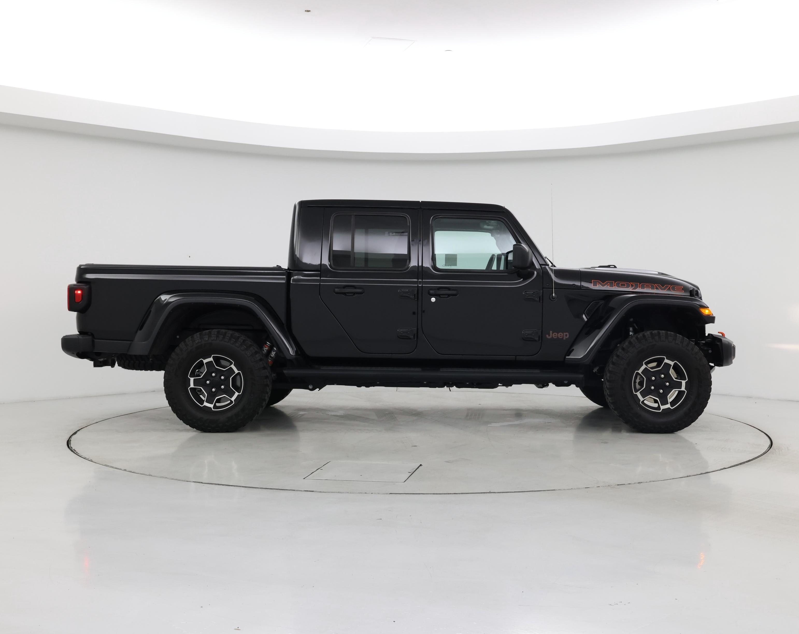 Thumbnail: 2023 Jeep Gladiator - 7