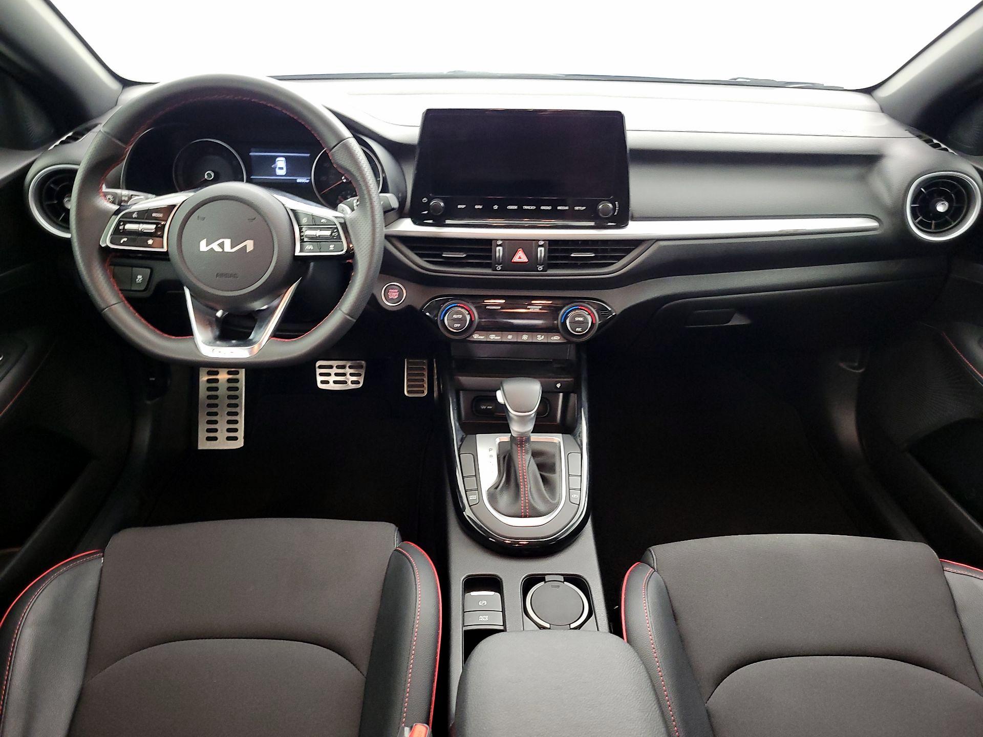 Thumbnail: 2024 Kia Forte - 9